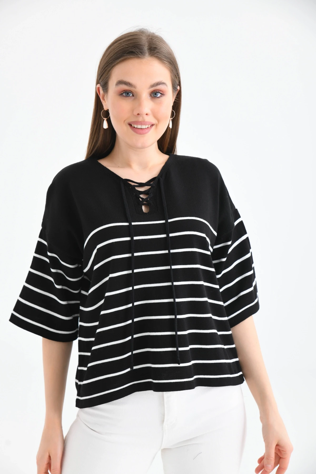 Bağlama Detaylı Çizgili Salaş Triko Bluz