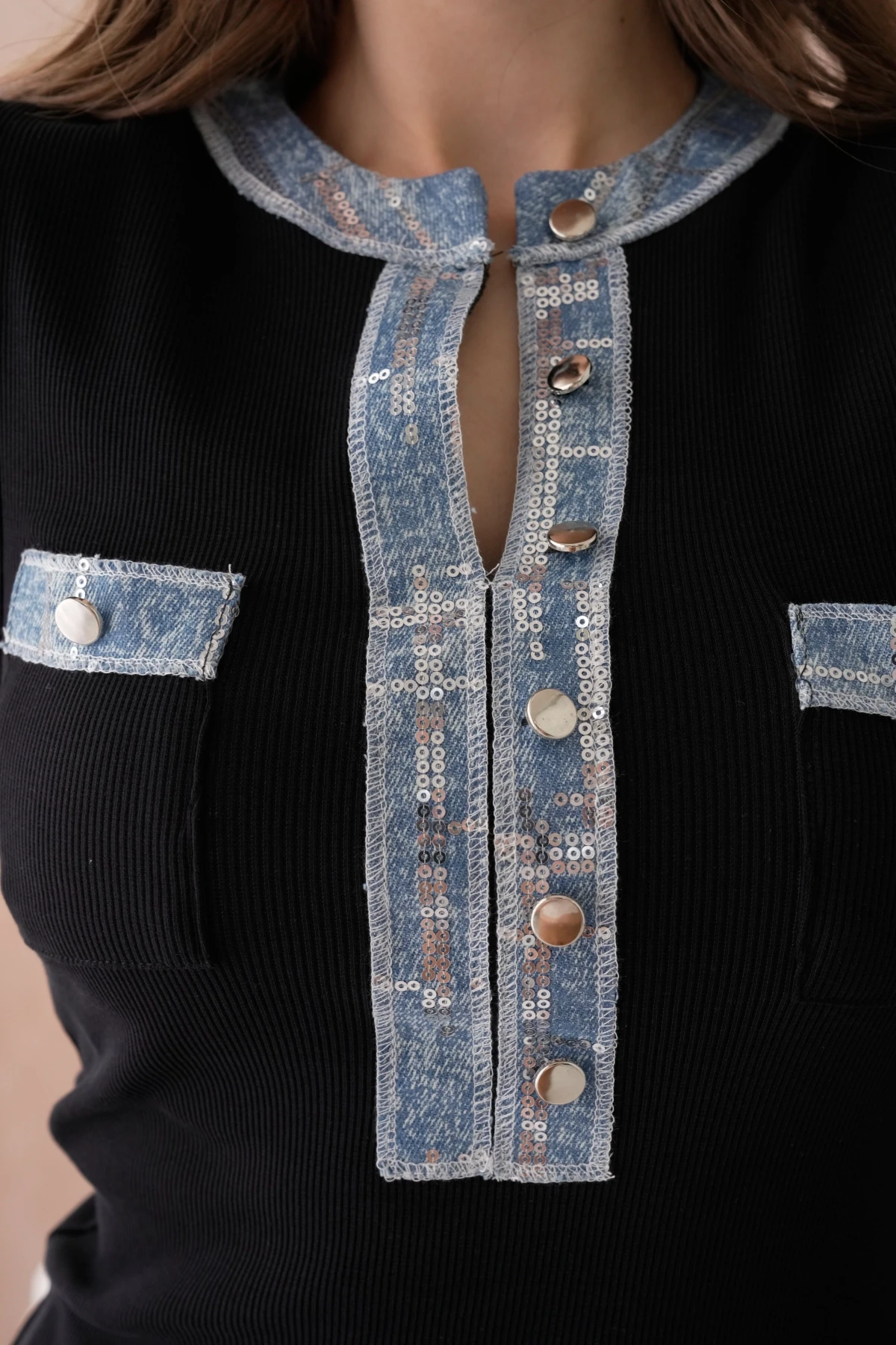 Düğmeli Kolsuz Slim T-Shirt