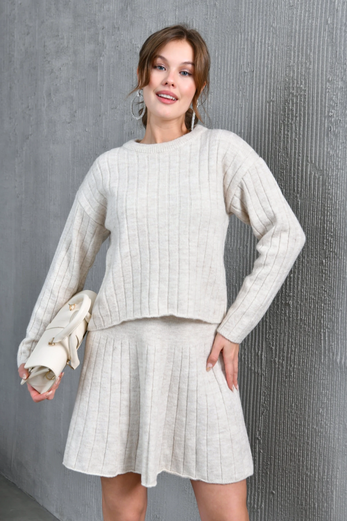 Kadın Bisiklet Yaka Etekli İkili Triko Takım