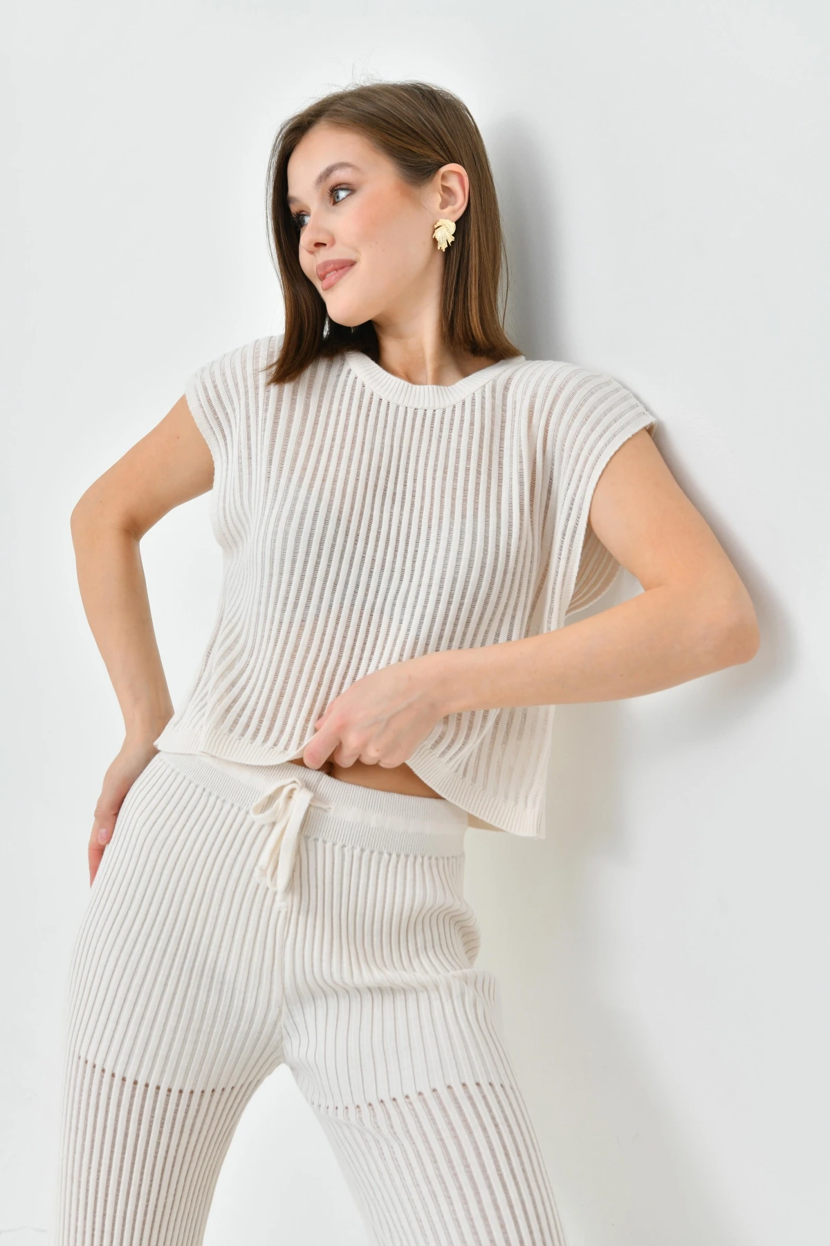 Bisiklet Yaka Kolsuz Bluz Pantolon İkili Takım