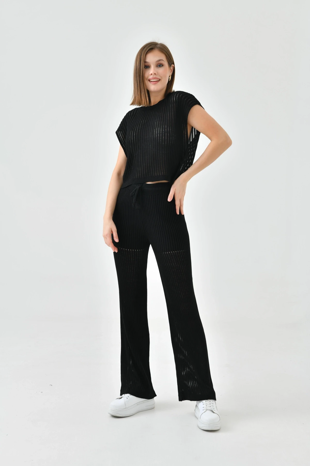 Bisiklet Yaka Kolsuz Bluz Pantolon İkili Takım