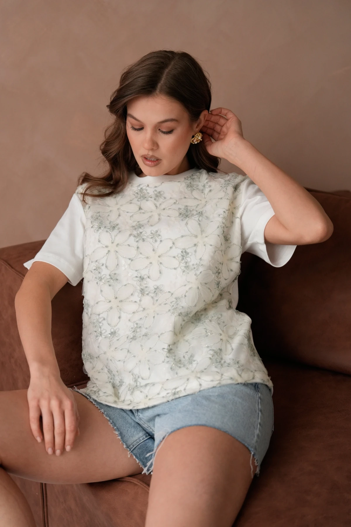 Önyüzü Tül Dantel Giydirmeli Basic T-Shirt