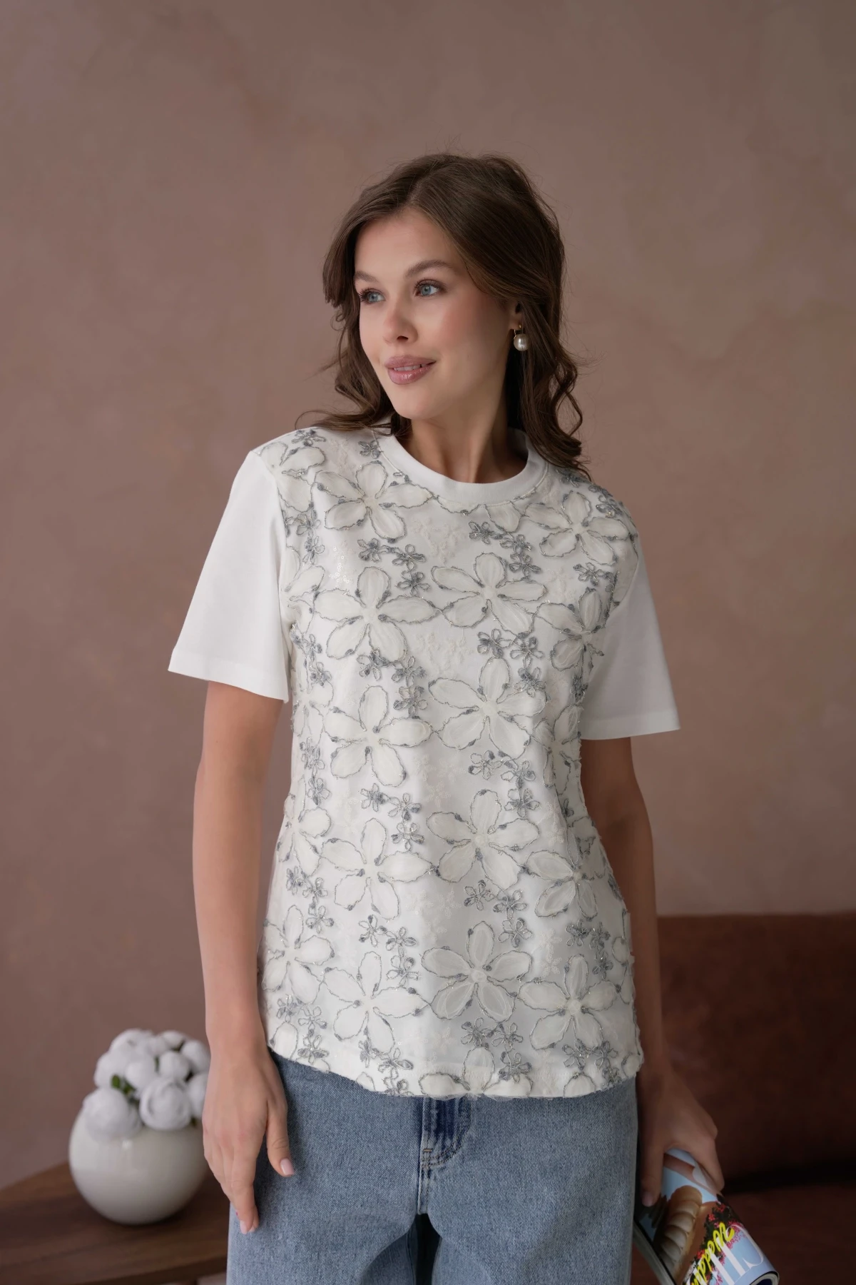 Önyüzü Tül Dantel Giydirmeli Basic T-Shirt