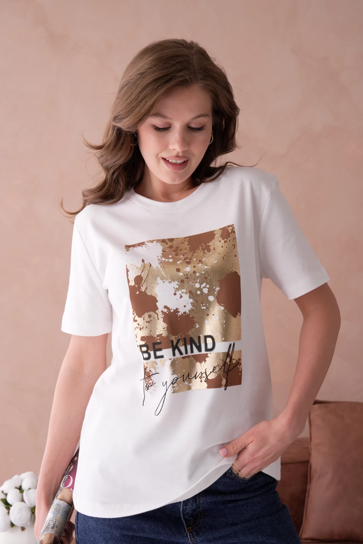 Bisiklet Yaka Varak Baskılı Basic T-Shirt