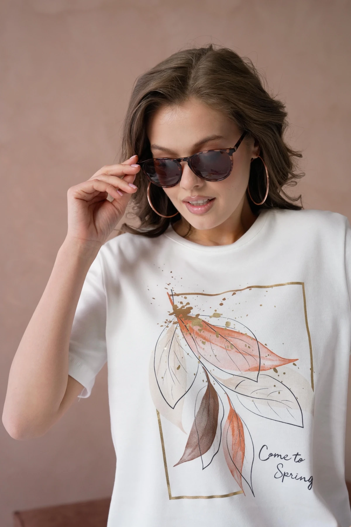 Bisiklet Yaka Varak Baskılı Basic T-Shirt