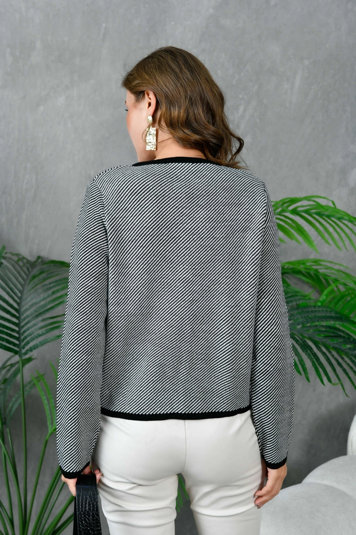 Kadın Düğme Detay Çizgili Triko HIrka