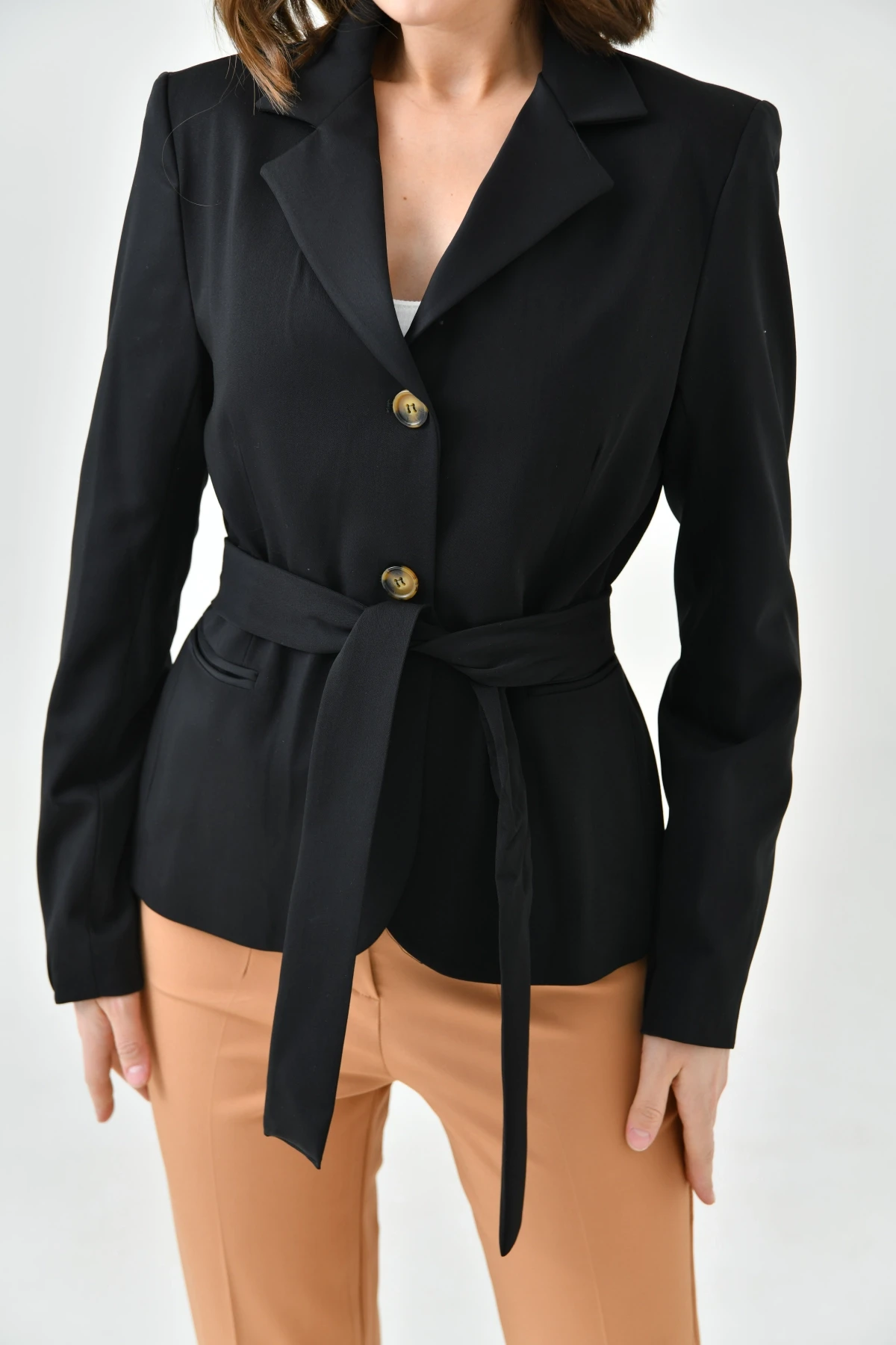 Kadın Siyah Kuşak Detaylı Slim Blazer Ceket