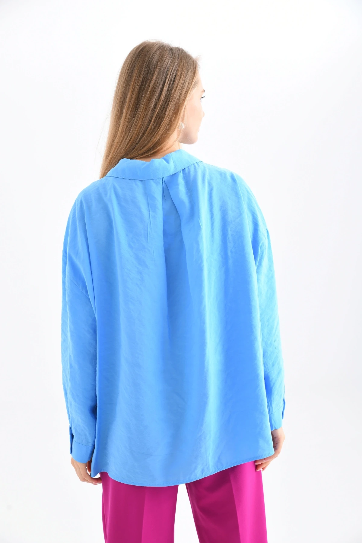 Kadın Uzun Kollu Oversize %100 Pamuk Basic Gömlek