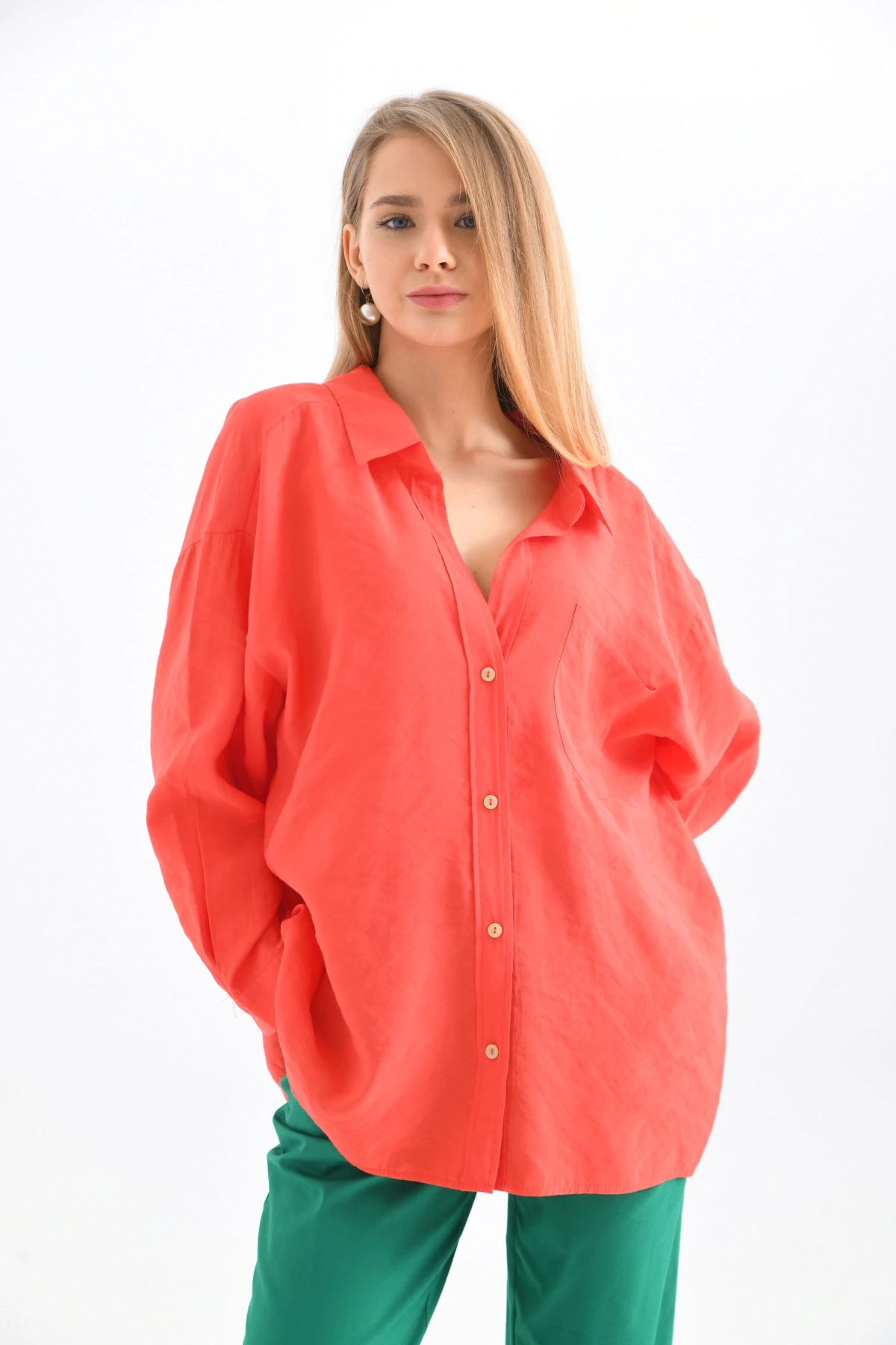 Kadın Uzun Kollu Oversize %100 Pamuk Basic Gömlek