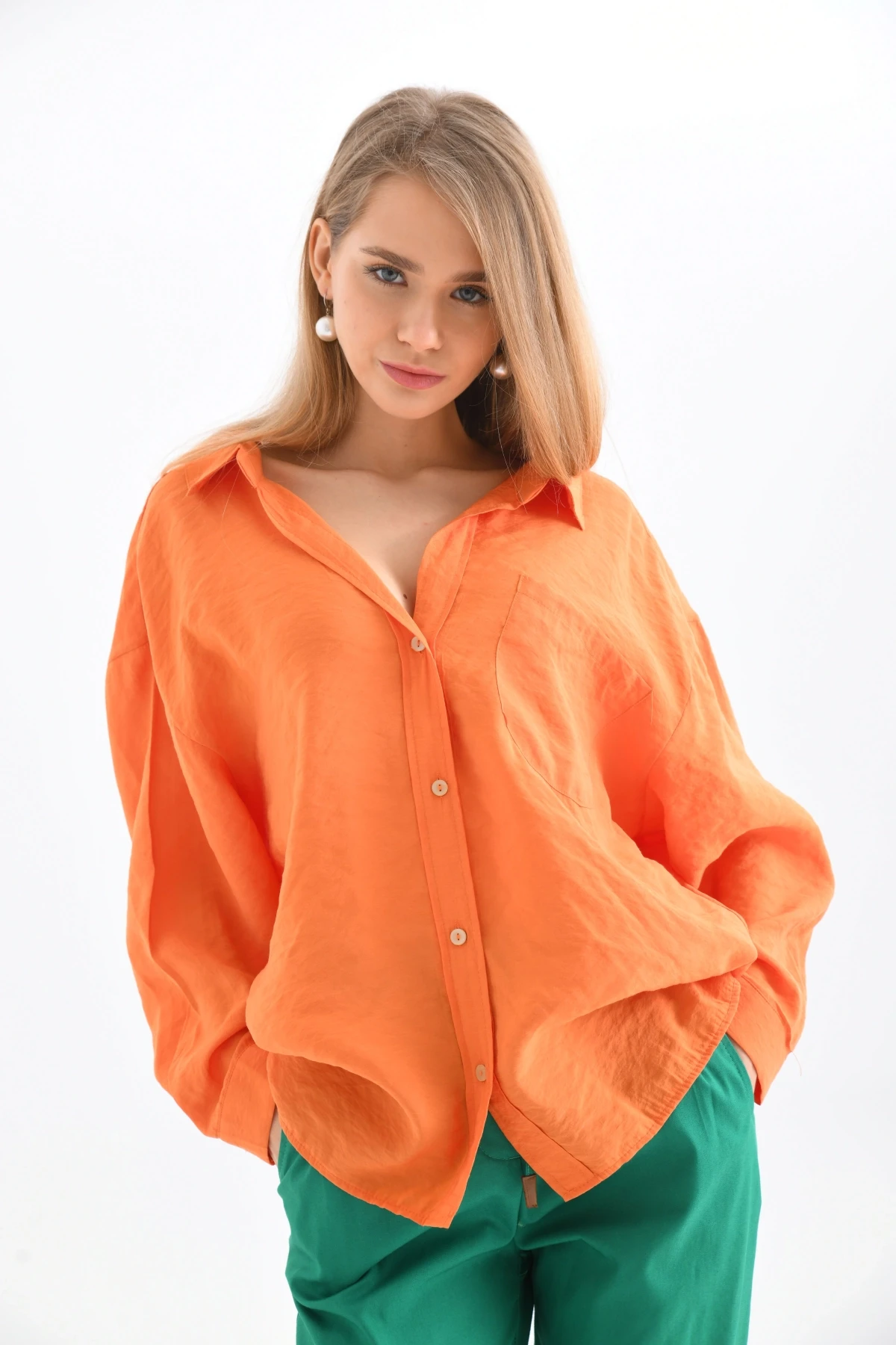 Kadın Uzun Kollu Oversize %100 Pamuk Basic Gömlek