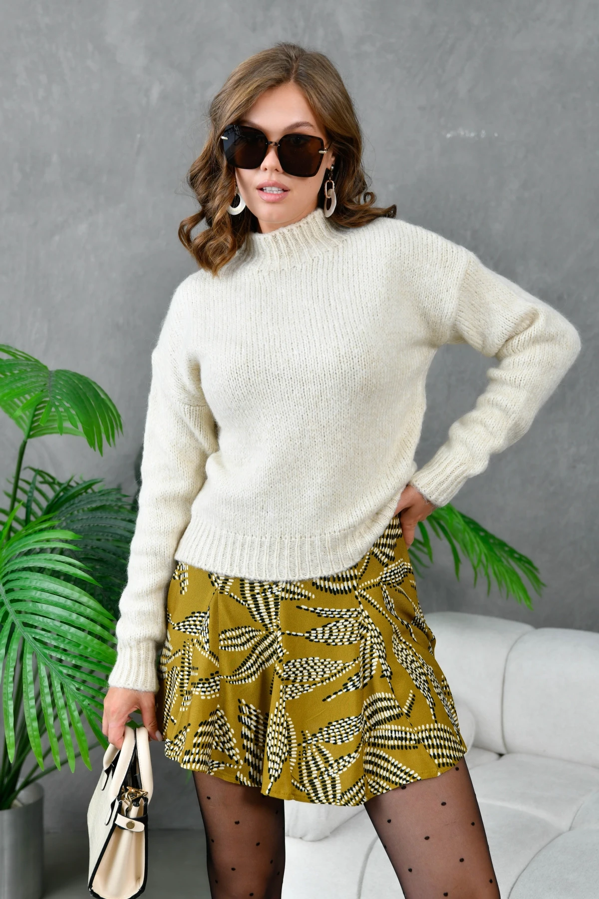 Kadın Yarım Balıkçı Yaka Triko Kazak