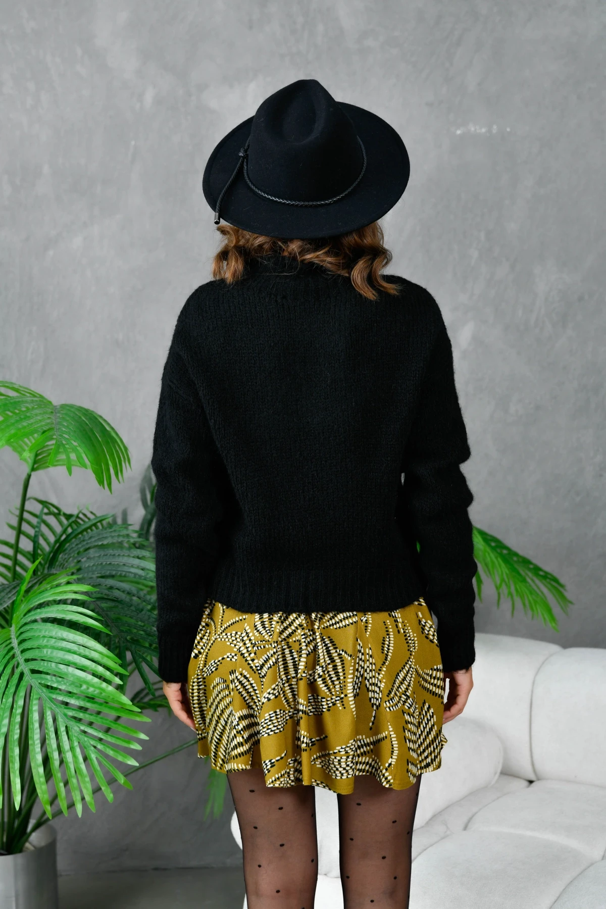 Kadın Yarım Balıkçı Yaka Triko Kazak