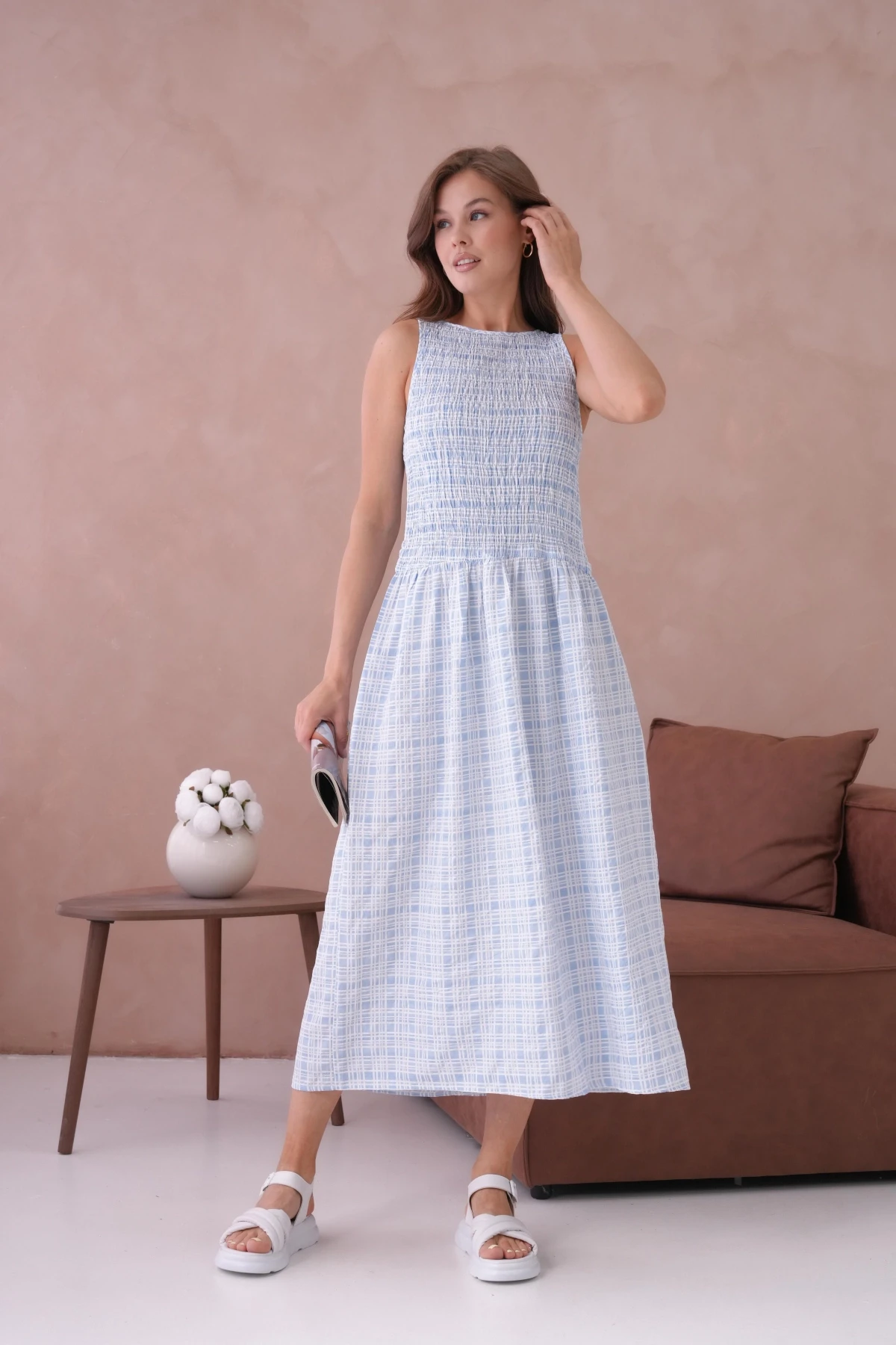 Kolsuz Uzun Ekose Dokuma Elbise