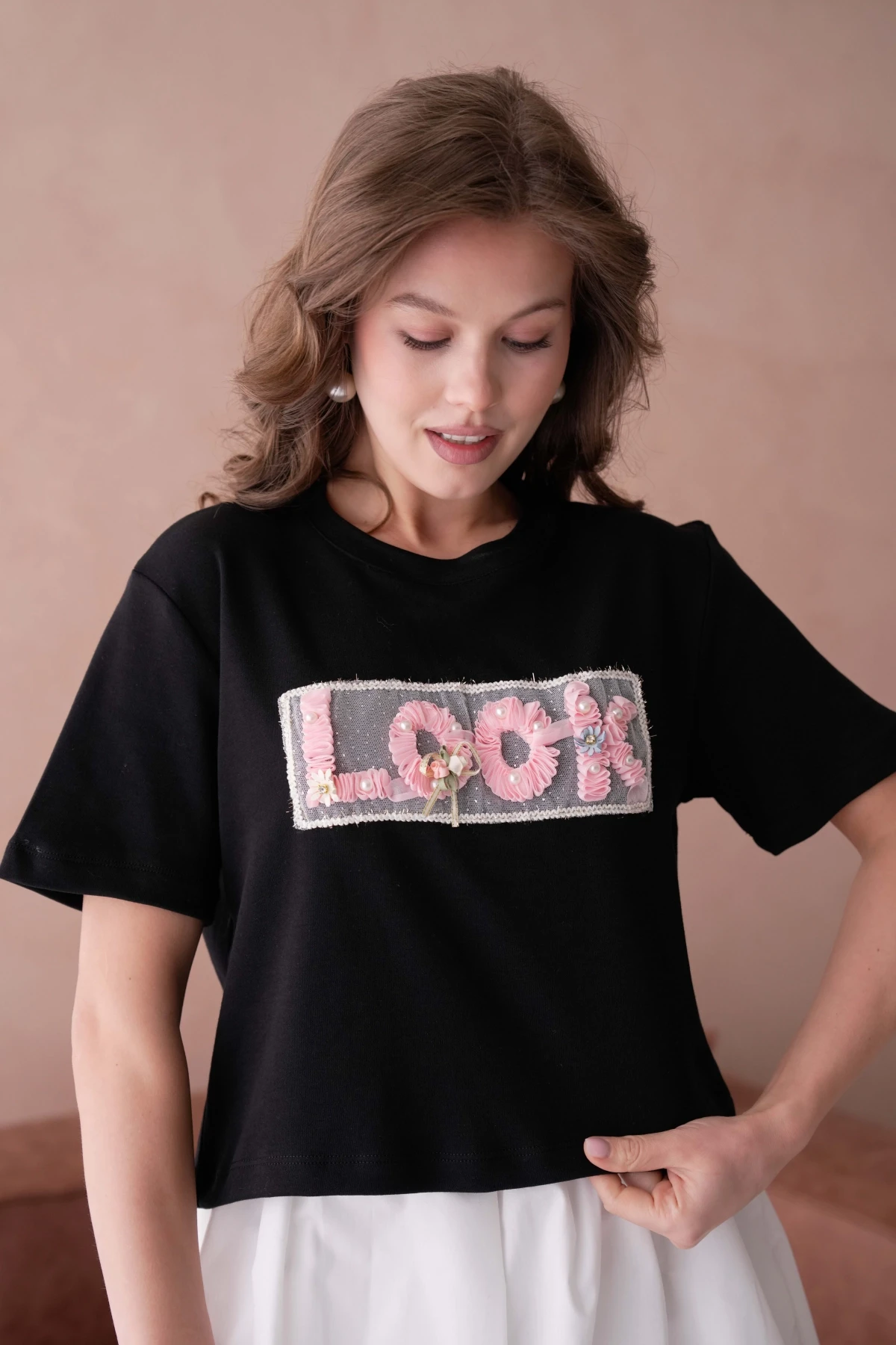 Look Yazı Aplikeli Basic T-Shirt