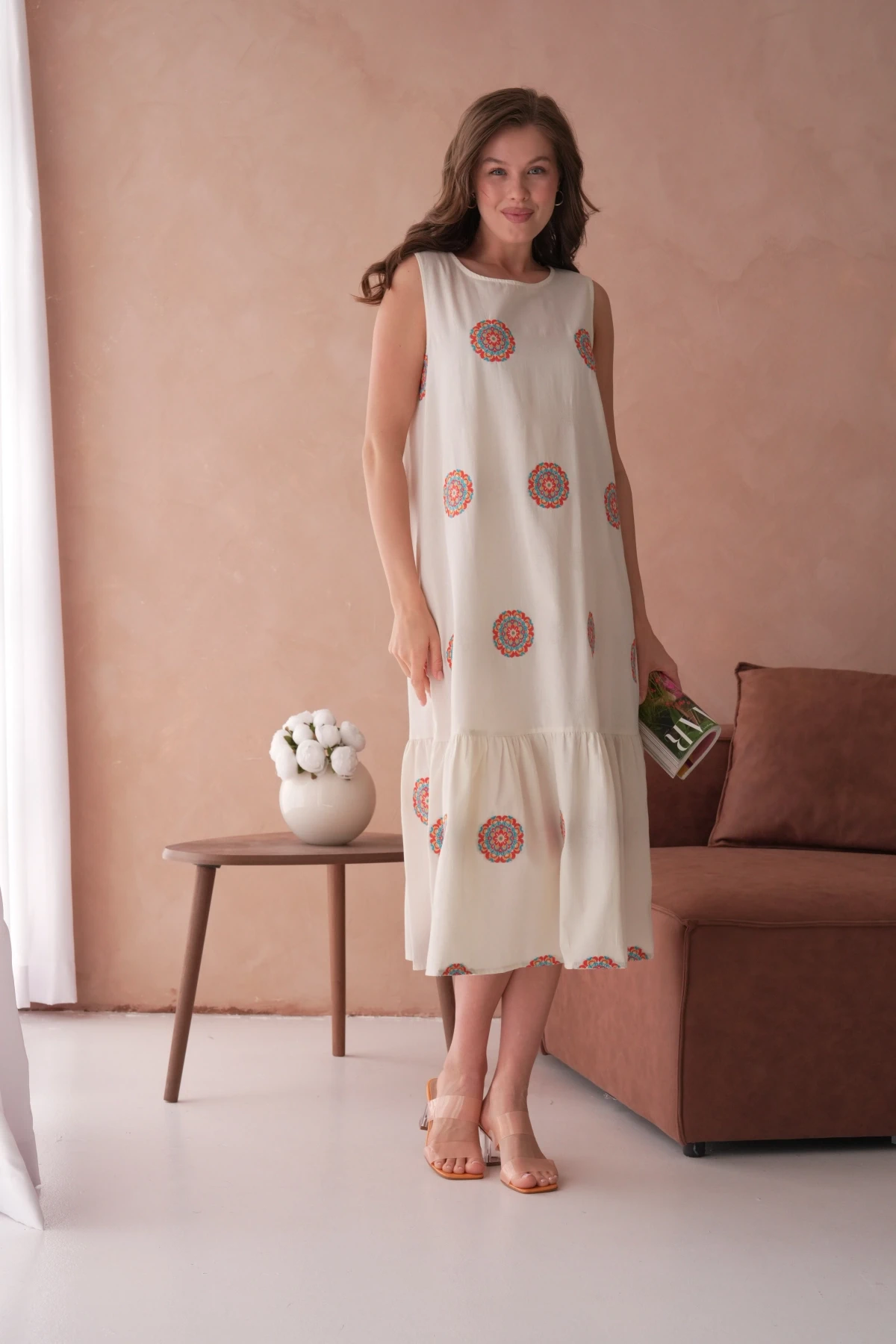 Nakışlı Volanlı Salaş Dokuma Elbise