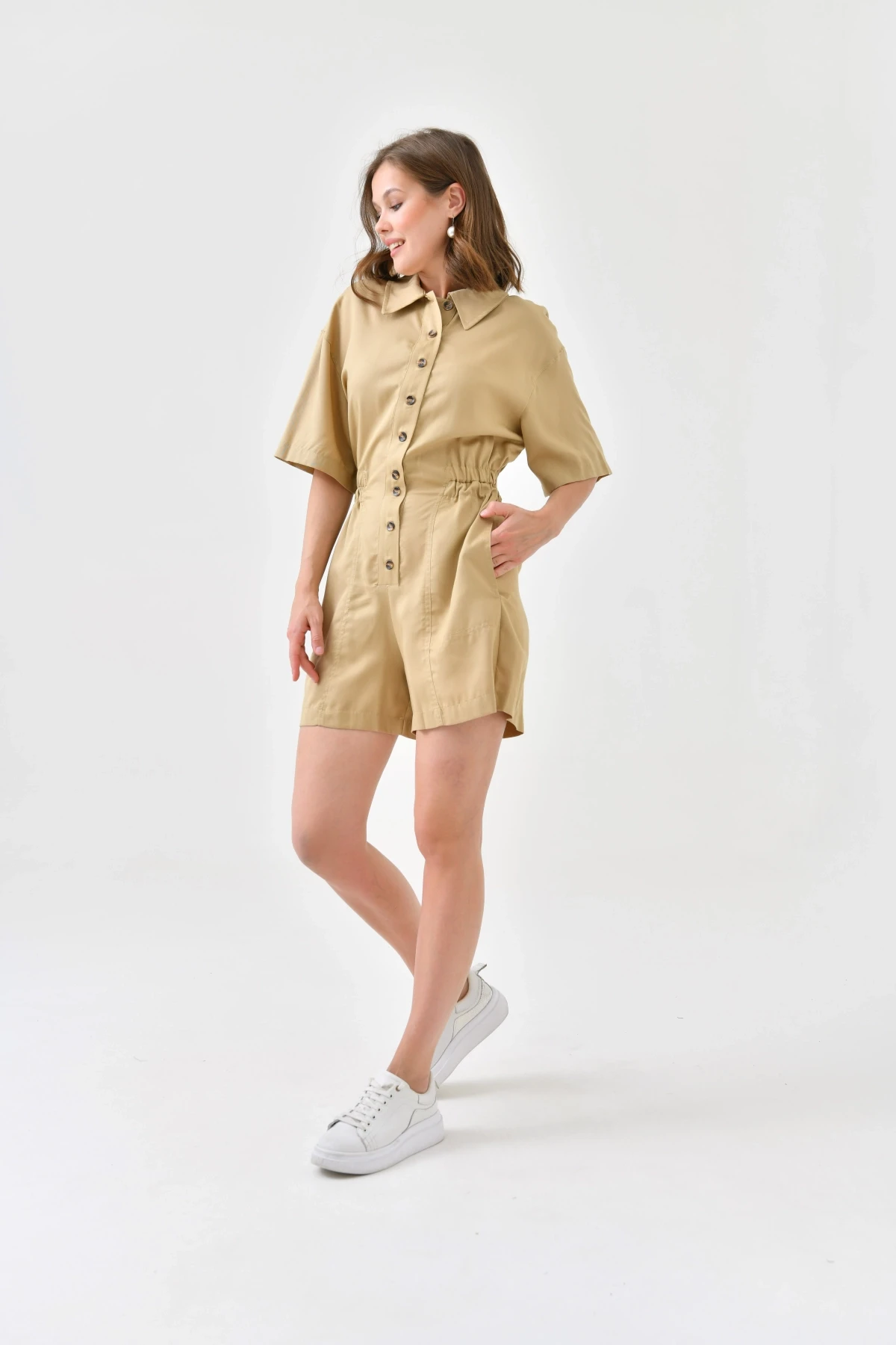 Kadın Düşük Kollu Bel Lastikli Düğme Detay Tencel Tulum