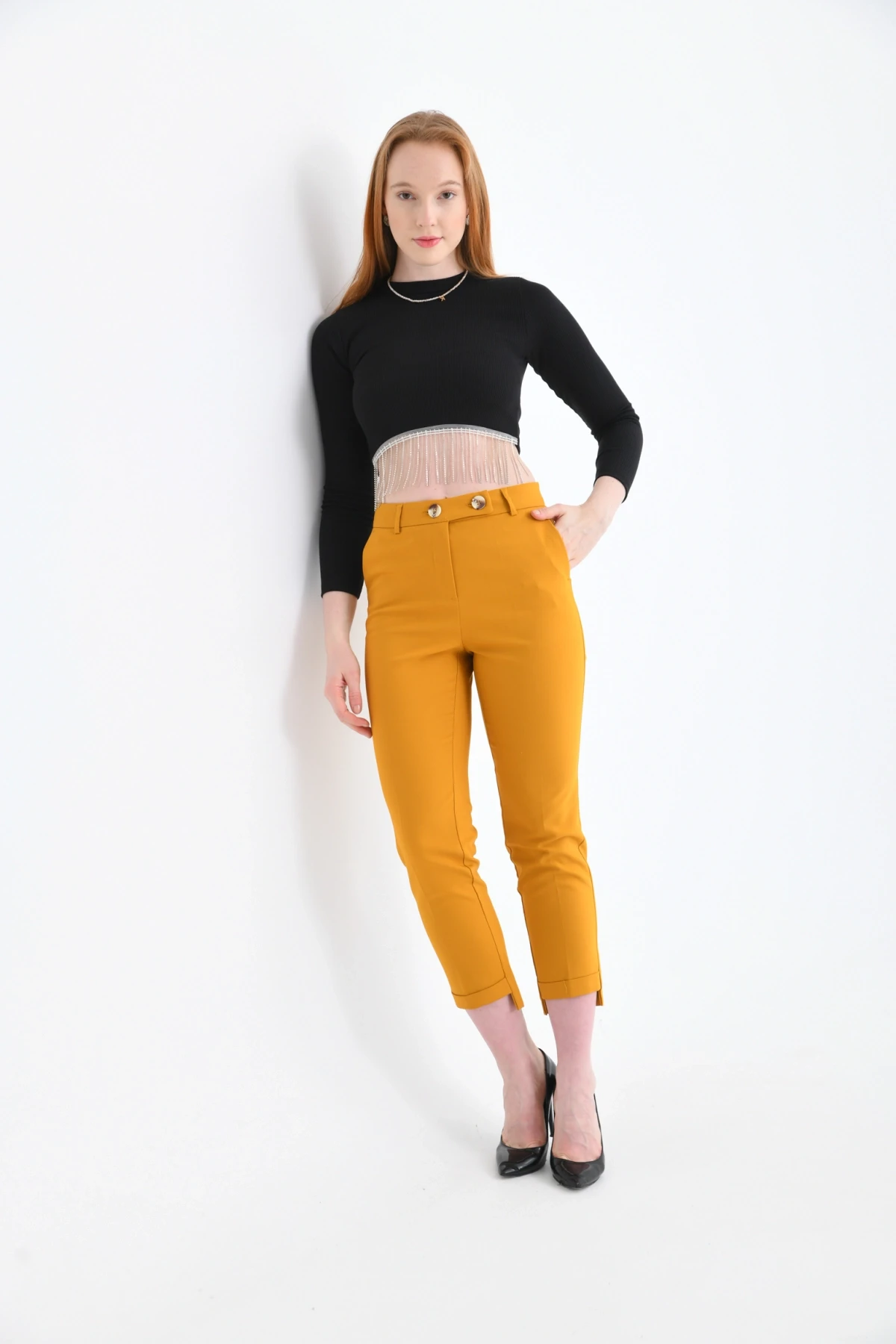 Kadın Hardal Paça Detaylı Kumaş Pantolon