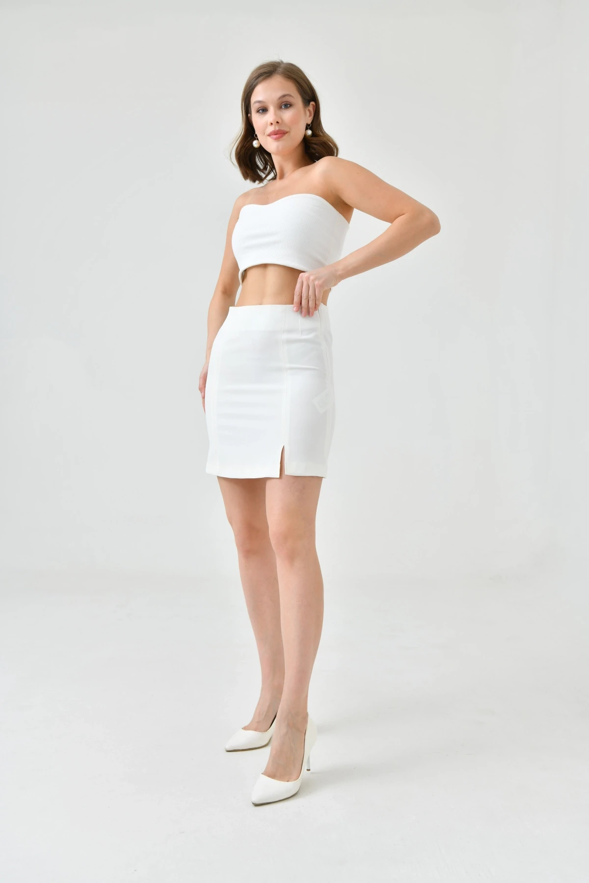 Kadın Kısa Önden Yırtmaçlı Etek