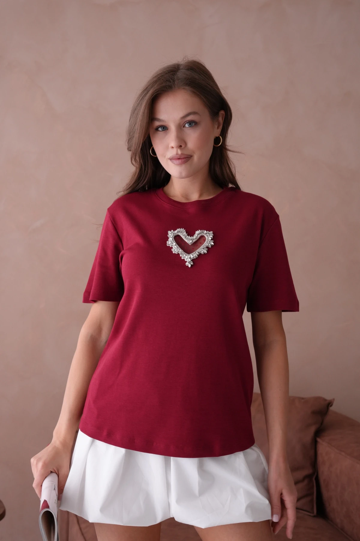 Taş Aksesuar Detaylı Kısa Kol Basic T-Shirt