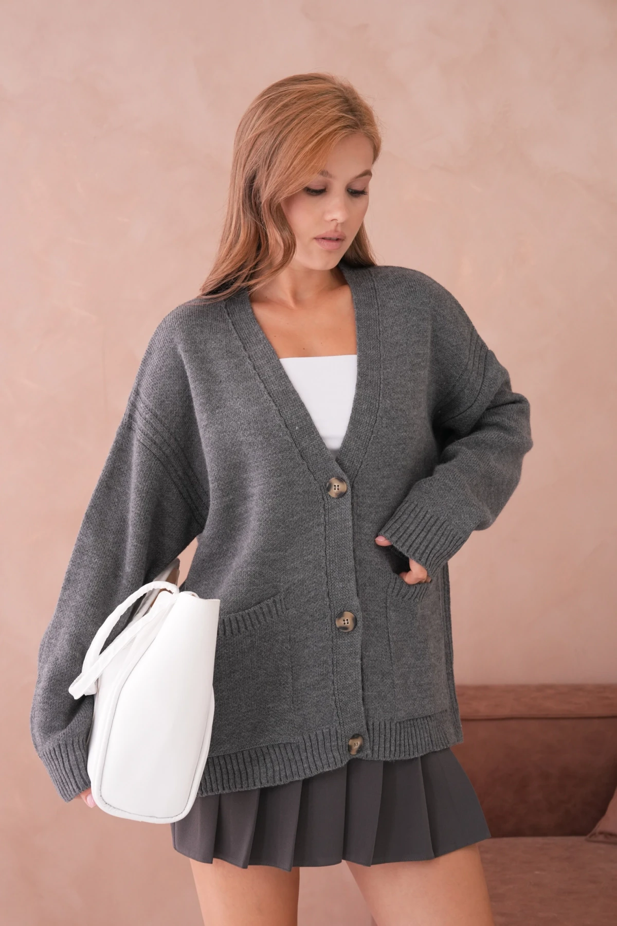 Kadın Açık Yaka Düğme Detay Oversize Triko Kazak