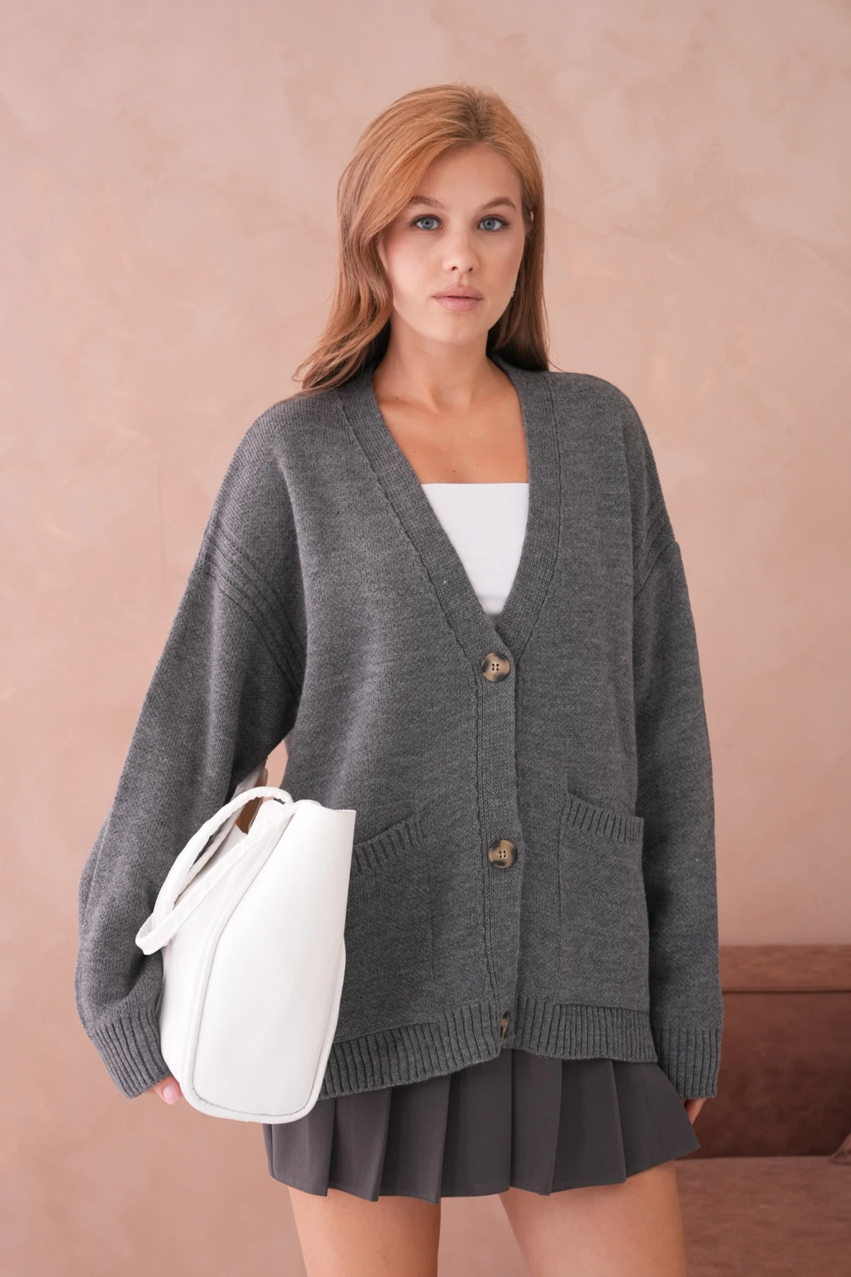 Kadın Açık Yaka Düğme Detay Oversize Triko Kazak