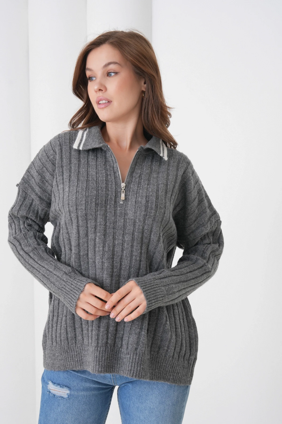 Kadın Antrasit Polo Yaka Fermuarlı Oversize Triko Kazak