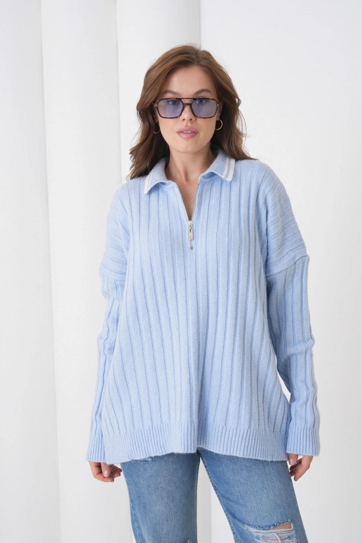 Kadın Bebe Mavi Polo Yaka Fermuarlı Oversize Triko Kazak