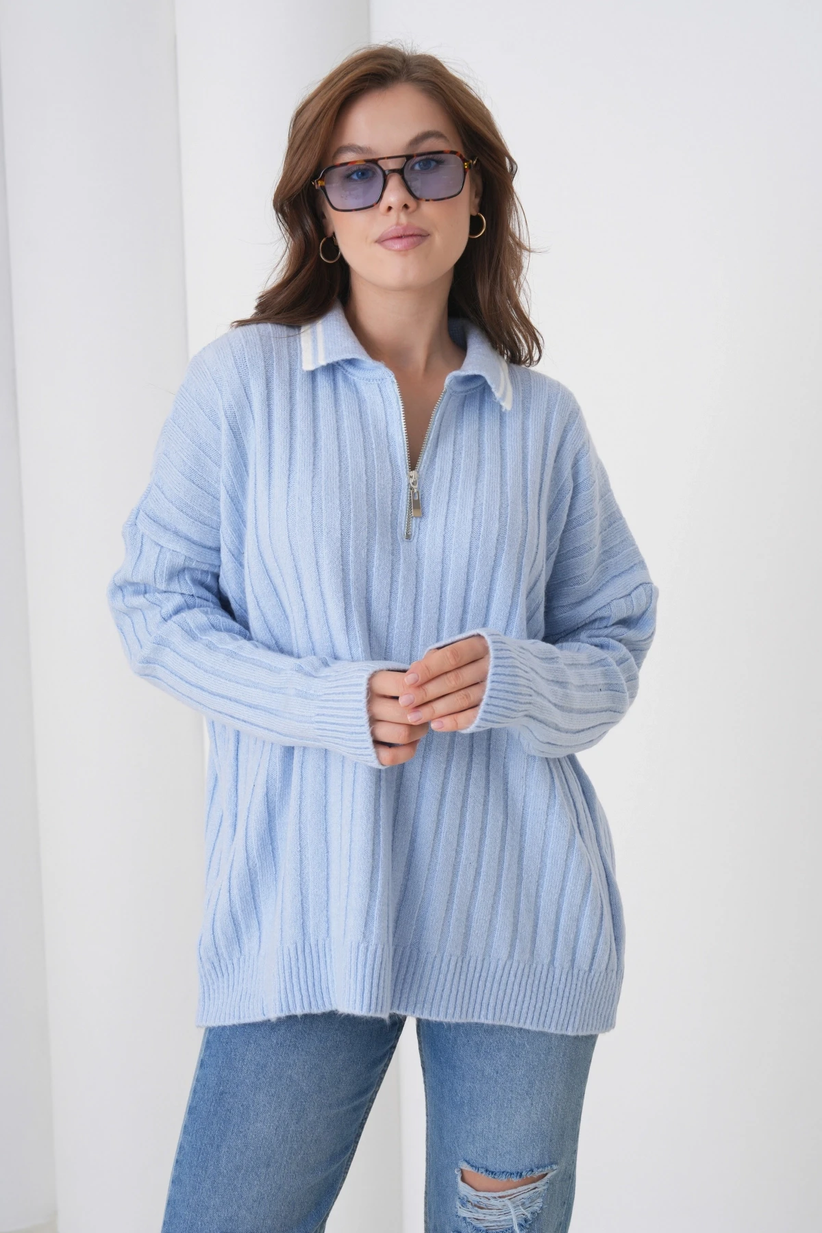 Kadın Bebe Mavi Polo Yaka Fermuarlı Oversize Triko Kazak