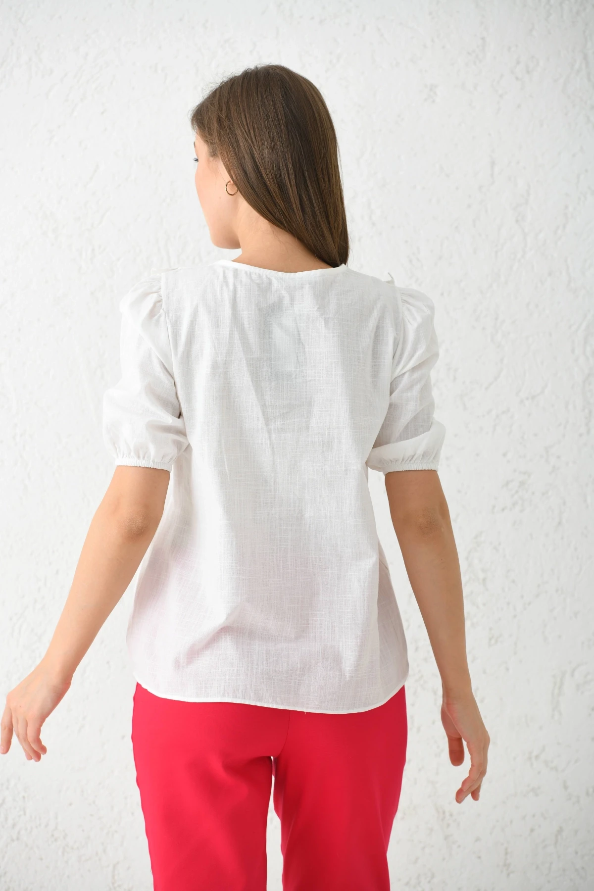 Nakış Detylı Volanlı Dokuma Yazlık Bluz