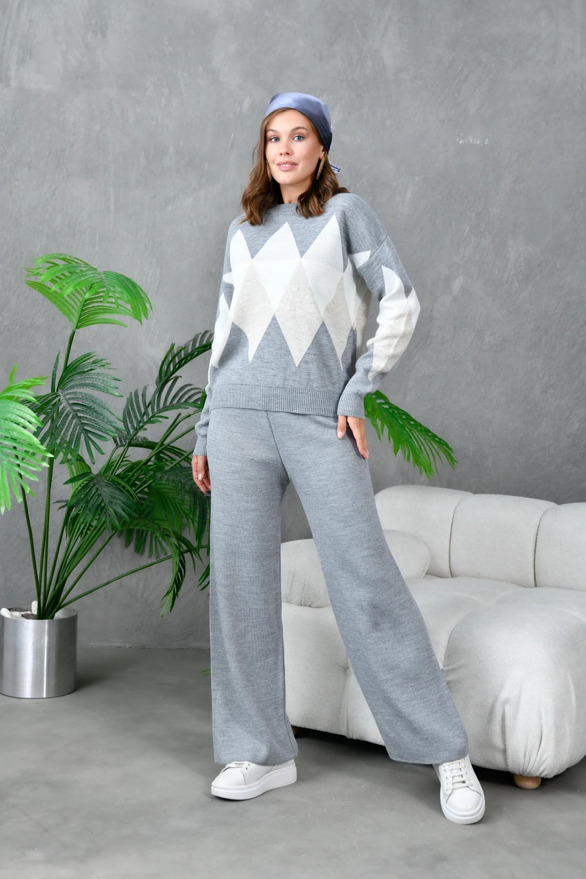 Kadın Gri Bisiklet Yaka Baklava Desenli Kazak Pantolon Triko Alt-Üst Takım