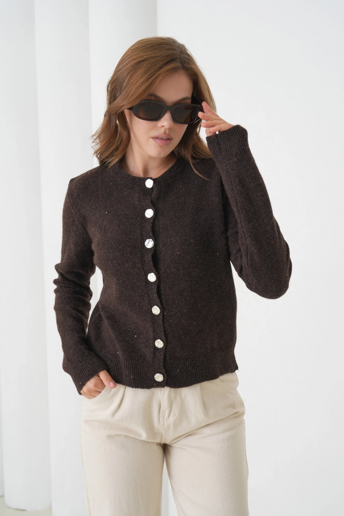 Kadın Kahve Bisiklet Yaka Düğme Detay Yumuşak Dokulu Triko Hırka