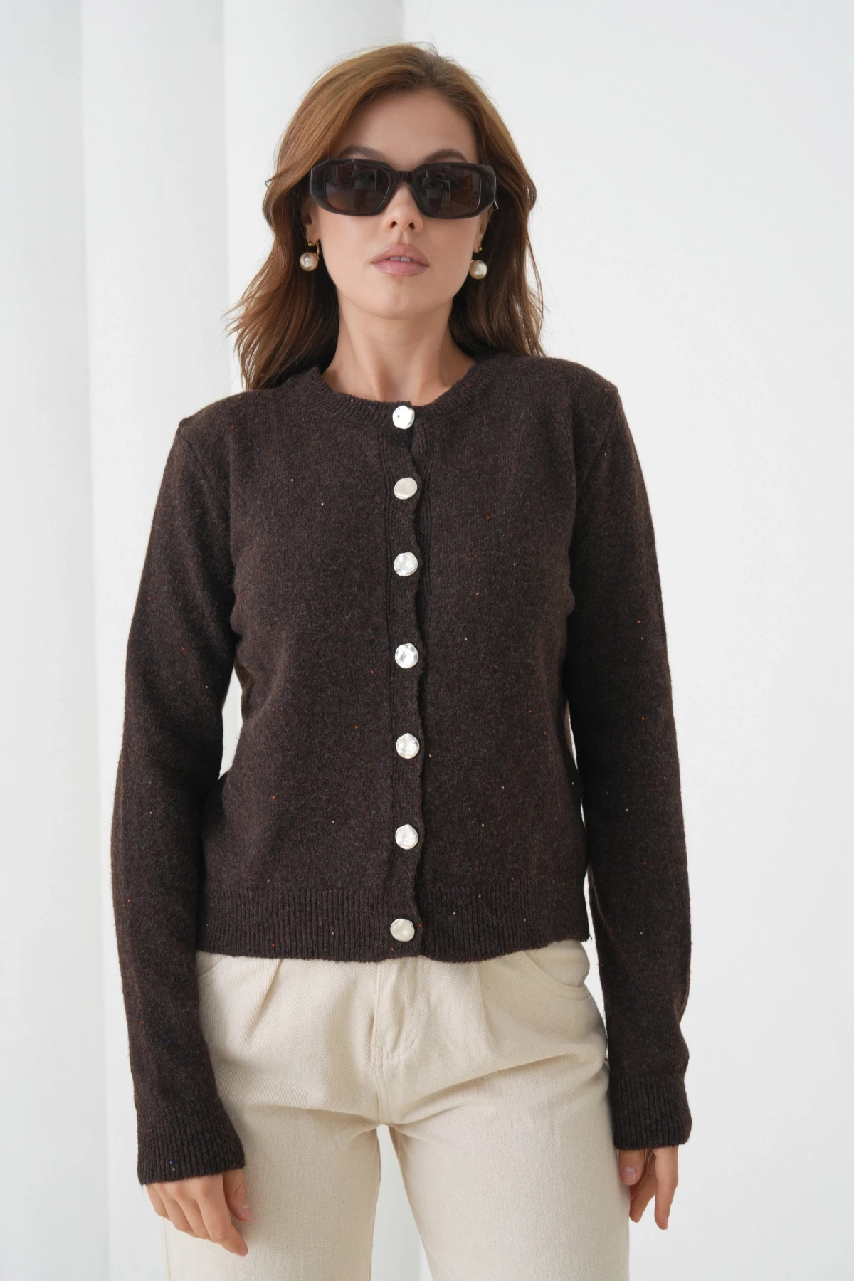 Kadın Kahve Bisiklet Yaka Düğme Detay Yumuşak Dokulu Triko Hırka