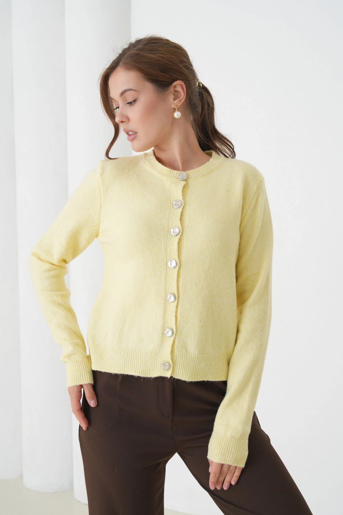 Kadın Sarı Bisiklet Yaka Düğme Detay Yumuşak Dokulu Triko Hırka