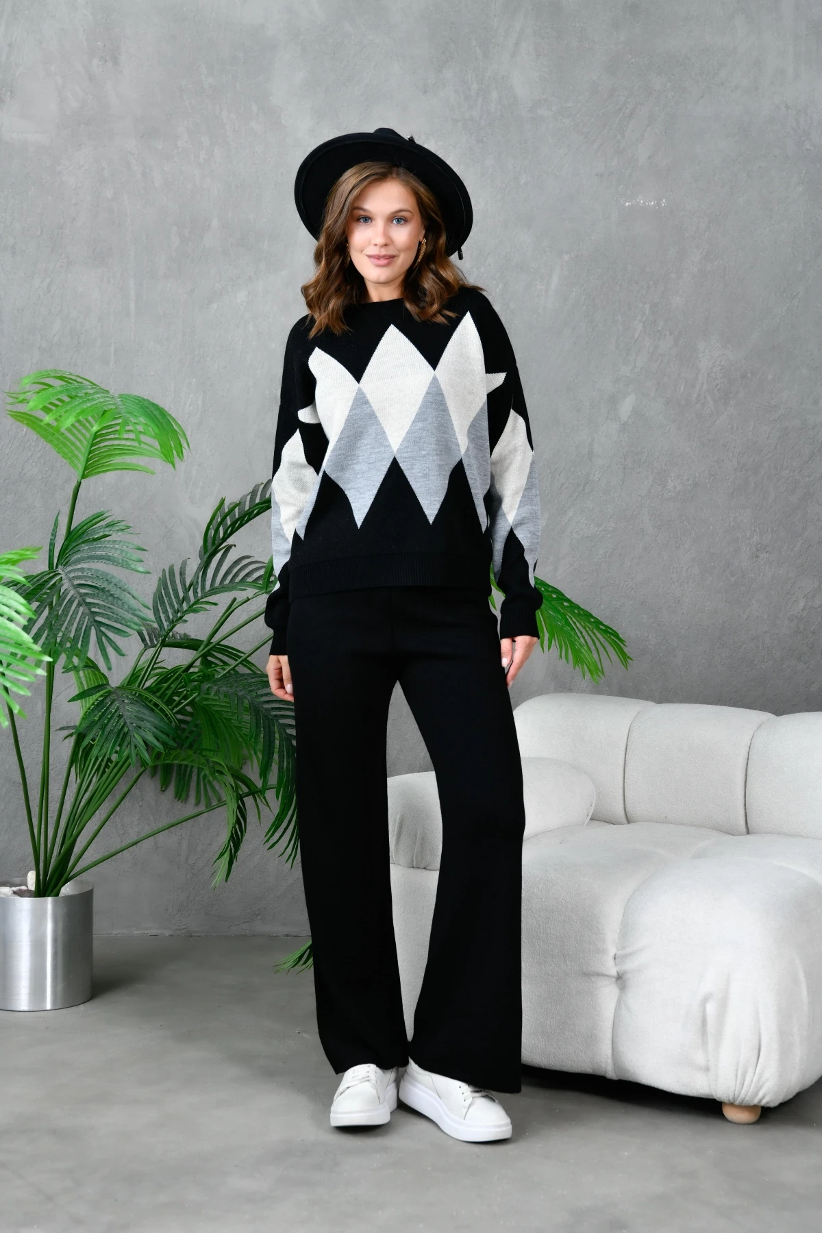 Kadın Siyah Bisiklet Yaka Baklava Desenli Kazak Pantolon Triko Alt-Üst Takım