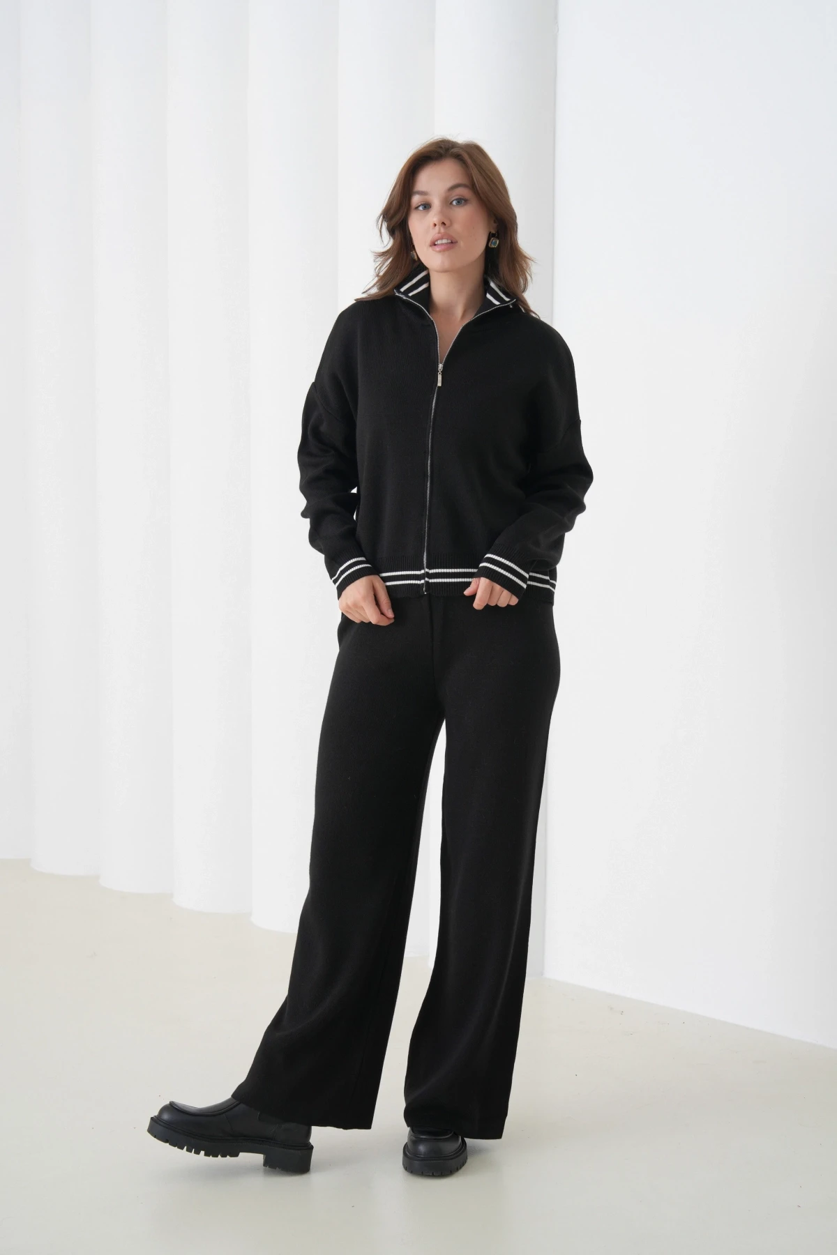 Kadın Siyah Polo Yaka Fermuarlı Kazak Pantolon Triko Alt-Üst Takım