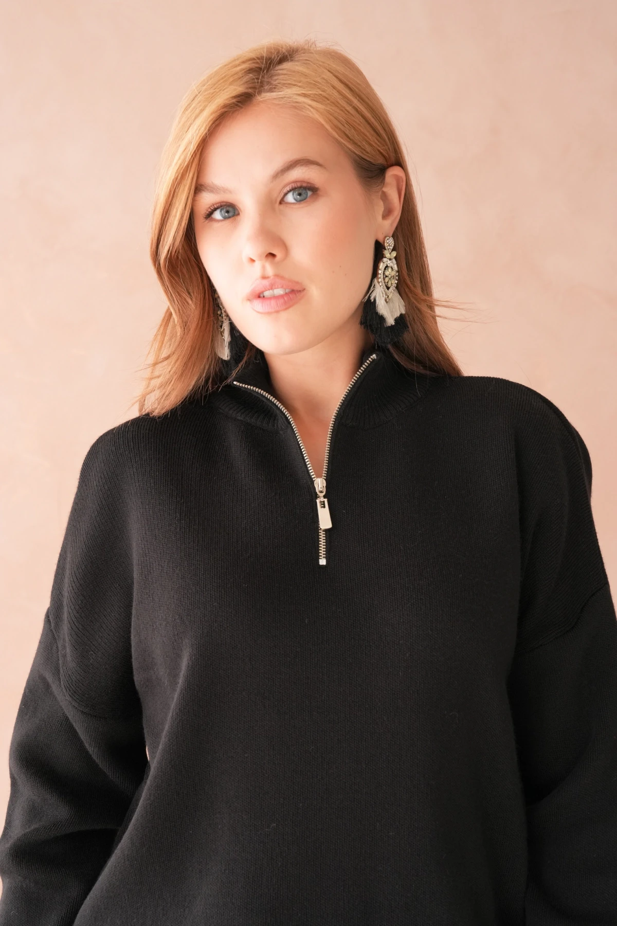 Kadın Yarım Balıkçı Yaka Fermuar Detay Oversize Triko Kazak