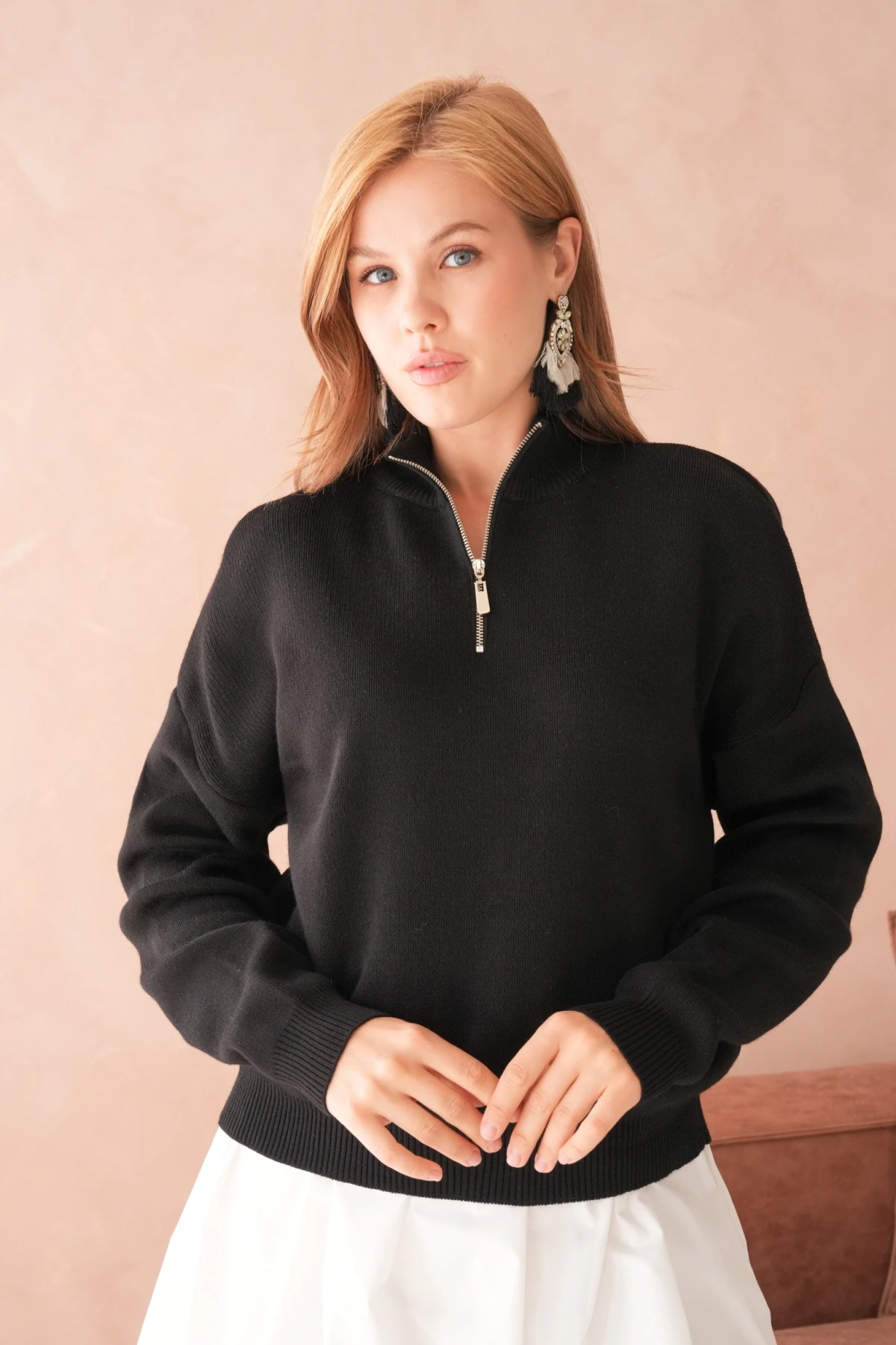 Kadın Yarım Balıkçı Yaka Fermuar Detay Oversize Triko Kazak