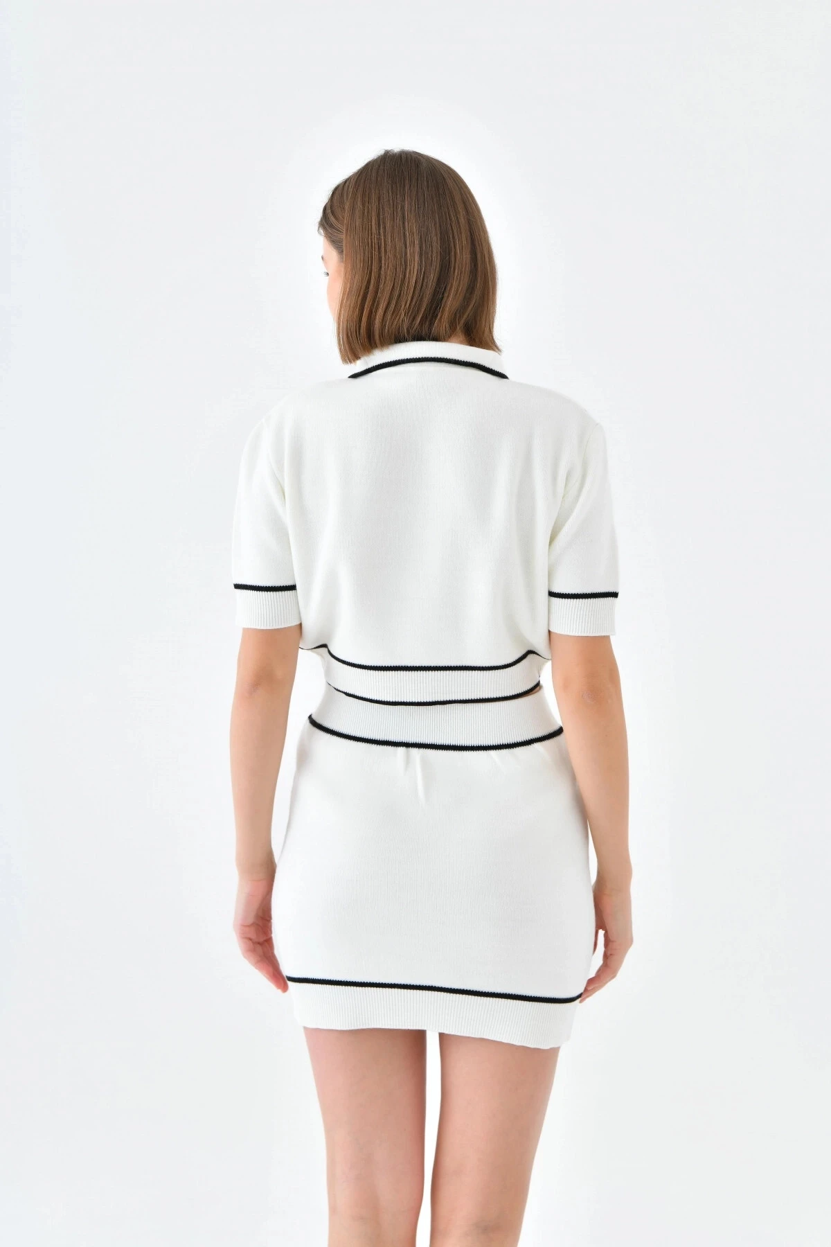 Polo Yaka Düğme Detaylı İkili Takım