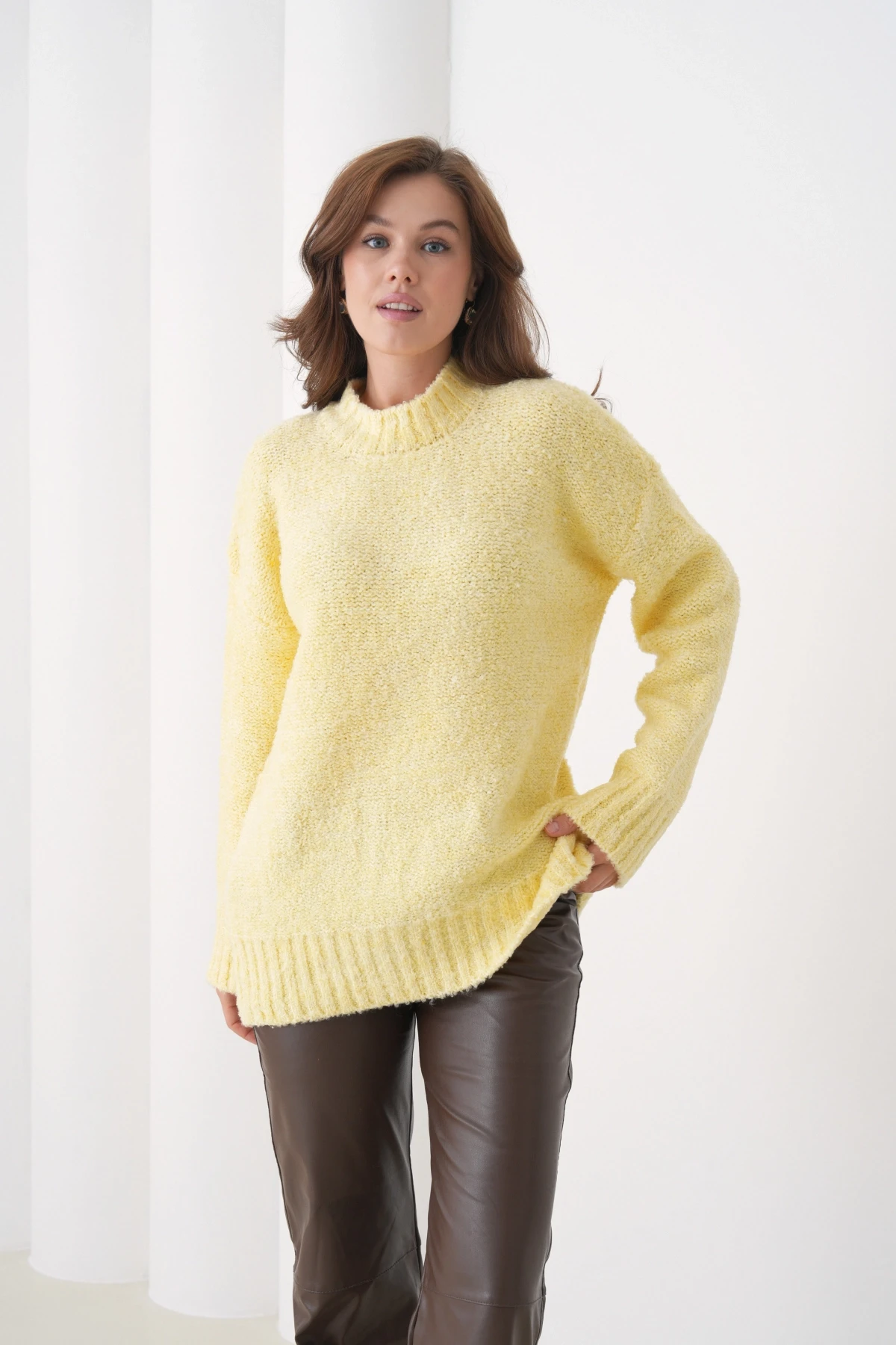 Kadın Bisiklet Bürümcük Yaka Yumuşak Dokulu Oversize Triko Kazak