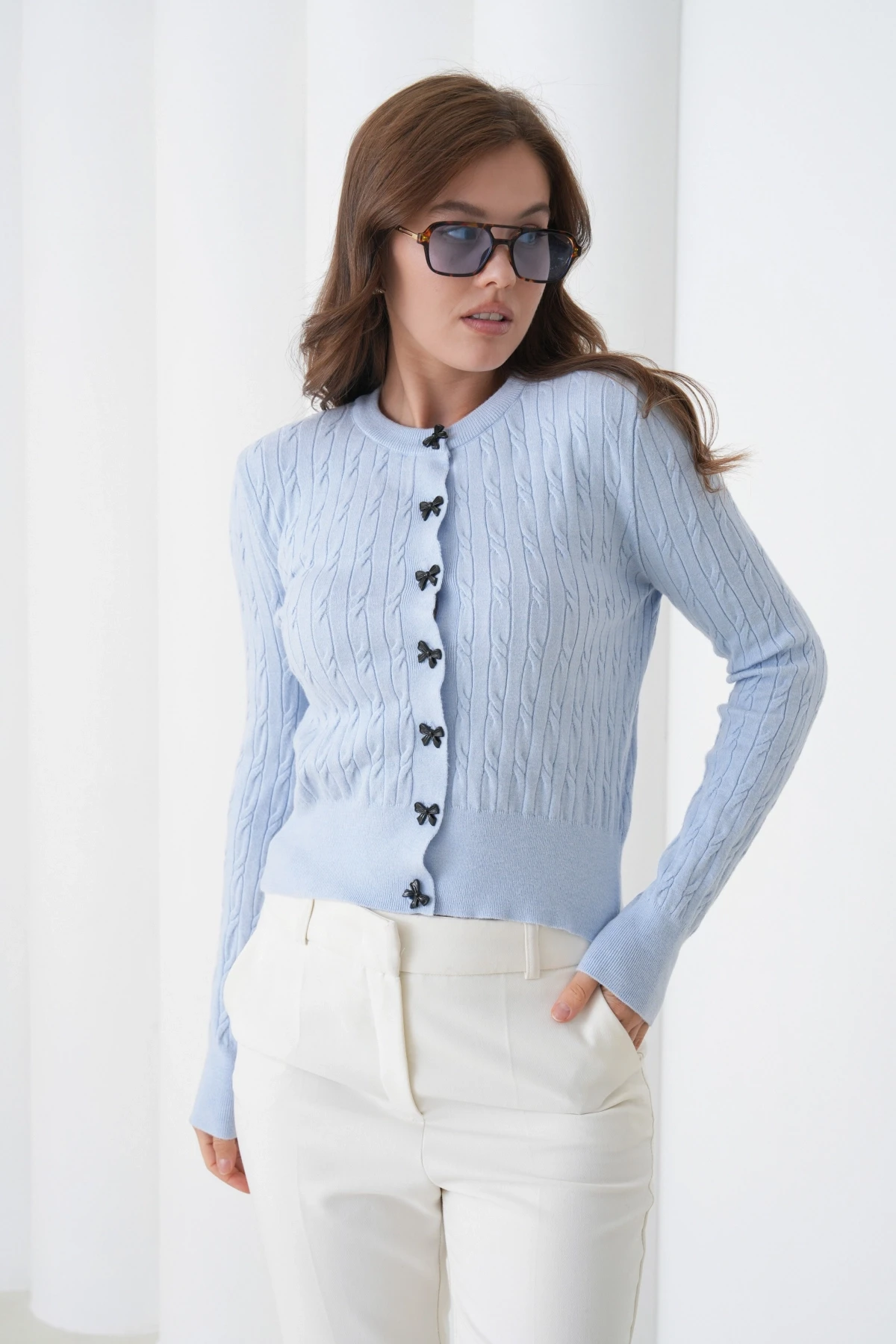 Kadın Bisiklet Yaka Düğme Detay Saç Örgü Yumuşak Dokulu Triko Hırka 