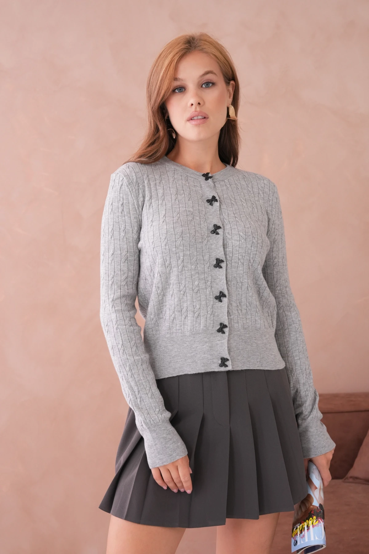 Kadın Bisiklet Yaka Düğme Detay Saç Örgü Yumuşak Dokulu Triko Hırka 