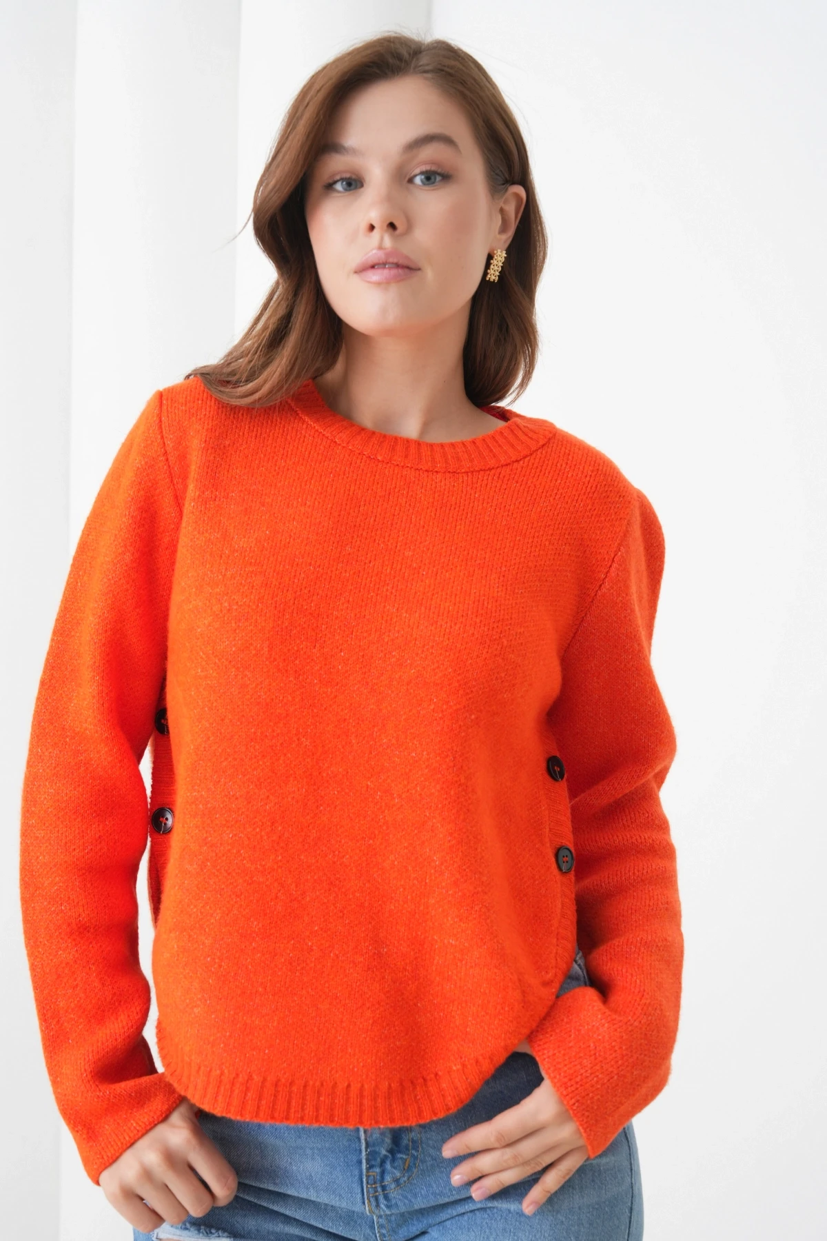 Kadın Bisiklet Yaka Düğme Detay Yırtmaçlı Triko Kazak