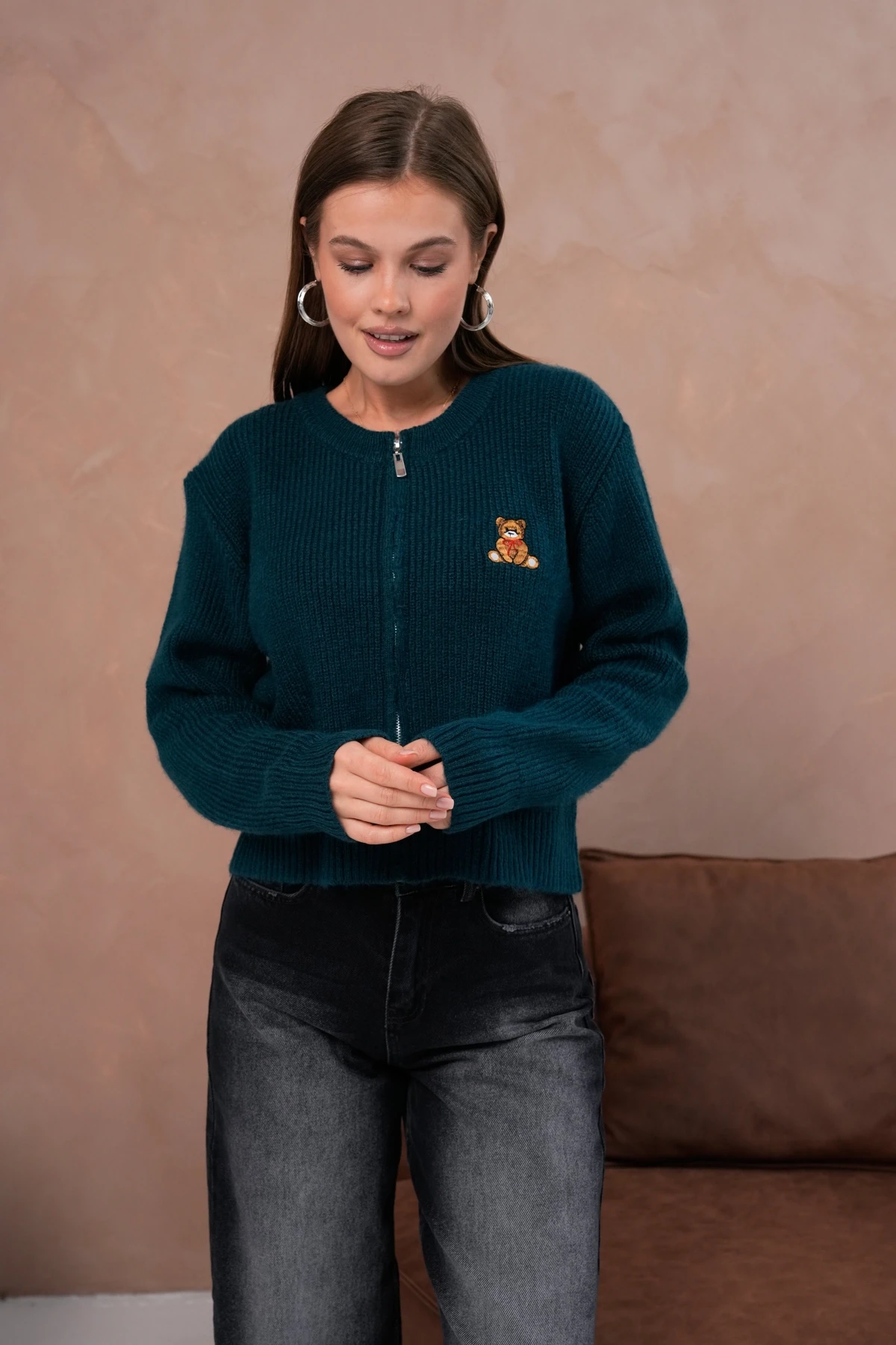 Kadın Bisiklet Yaka Fermuar Kapama Nakışlı Kaşkorse Triko Hırka