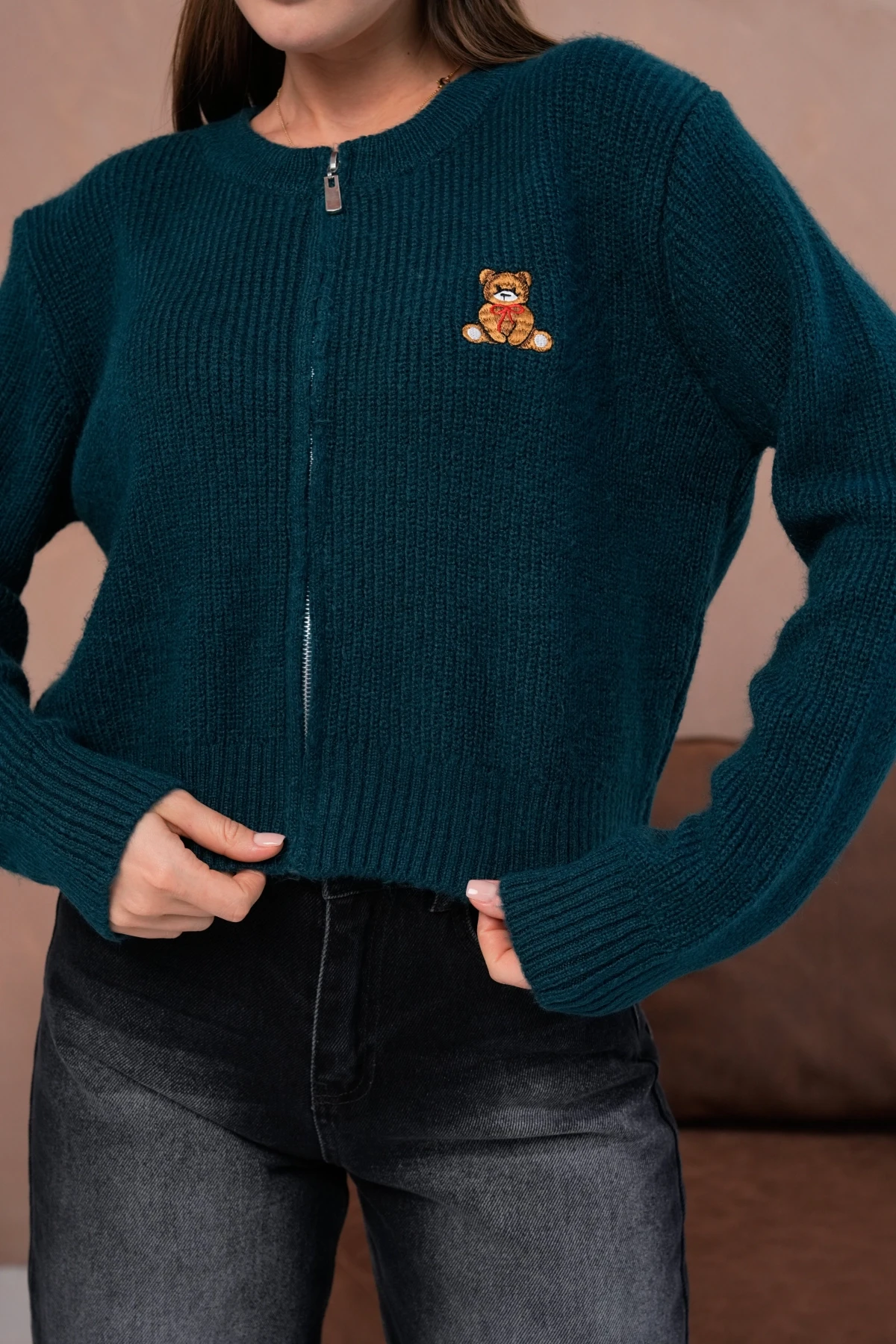 Kadın Bisiklet Yaka Fermuar Kapama Nakışlı Kaşkorse Triko Hırka