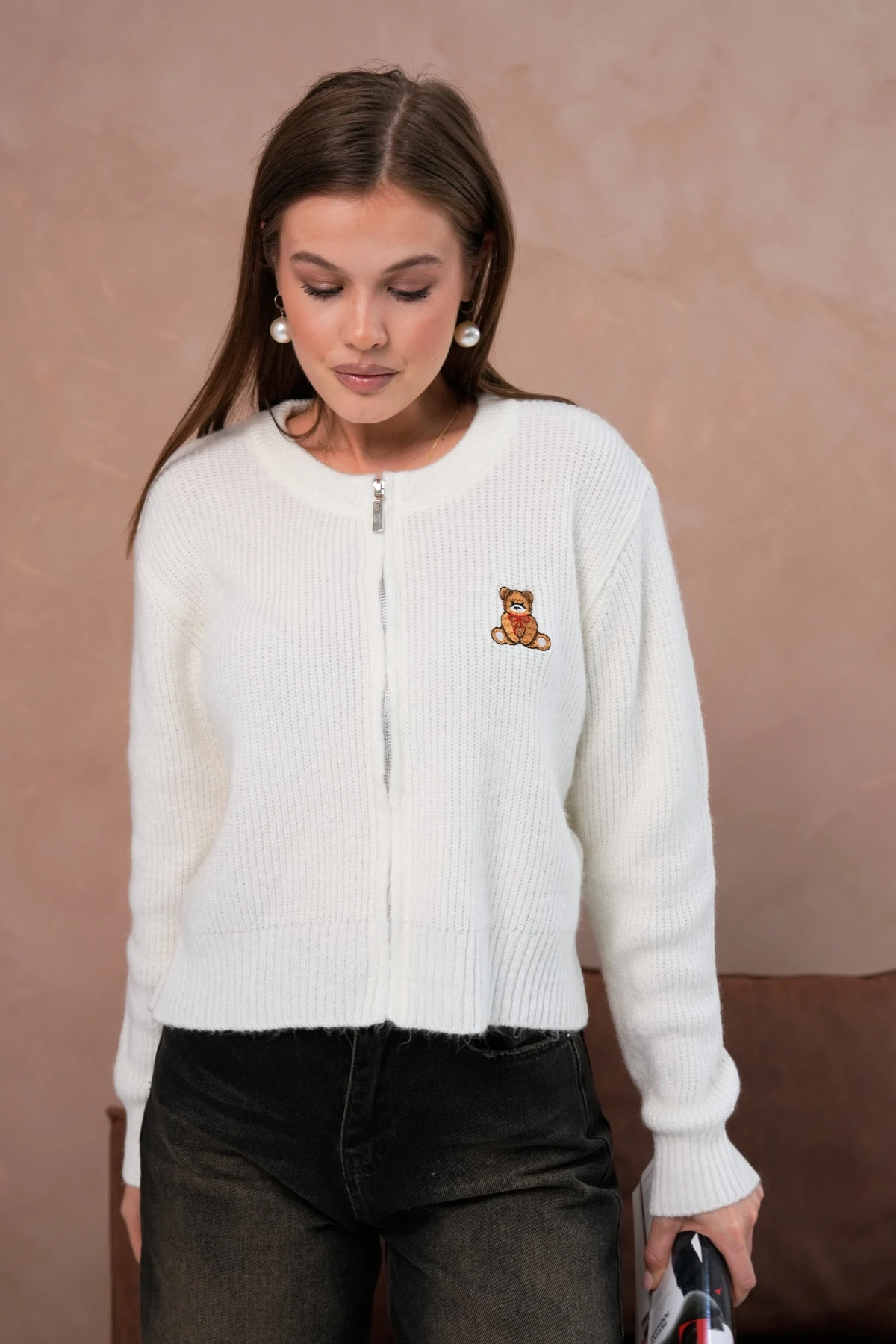 Kadın Bisiklet Yaka Fermuar Kapama Nakışlı Kaşkorse Triko Hırka