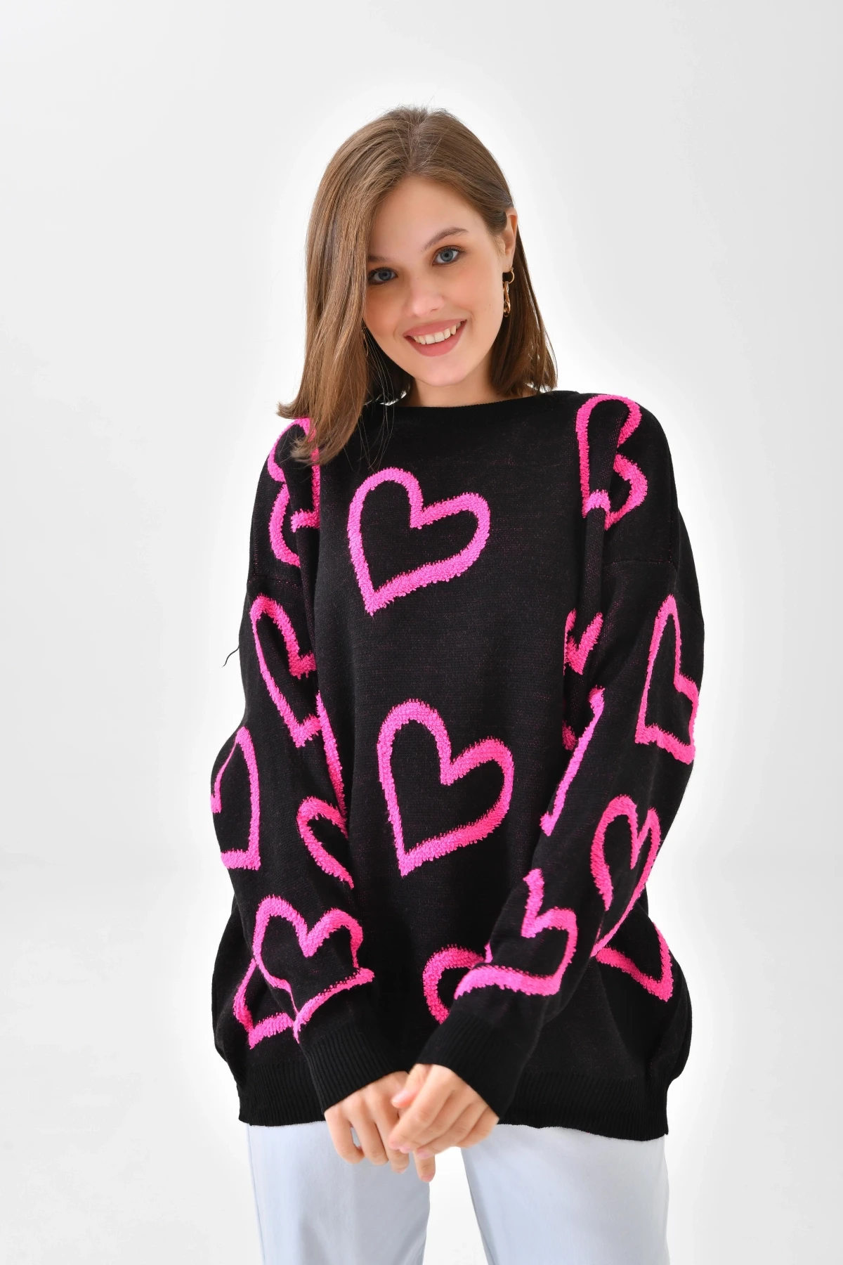 Kadın Bisiklet Yaka Kalp Desenli Salaş Triko Kazak