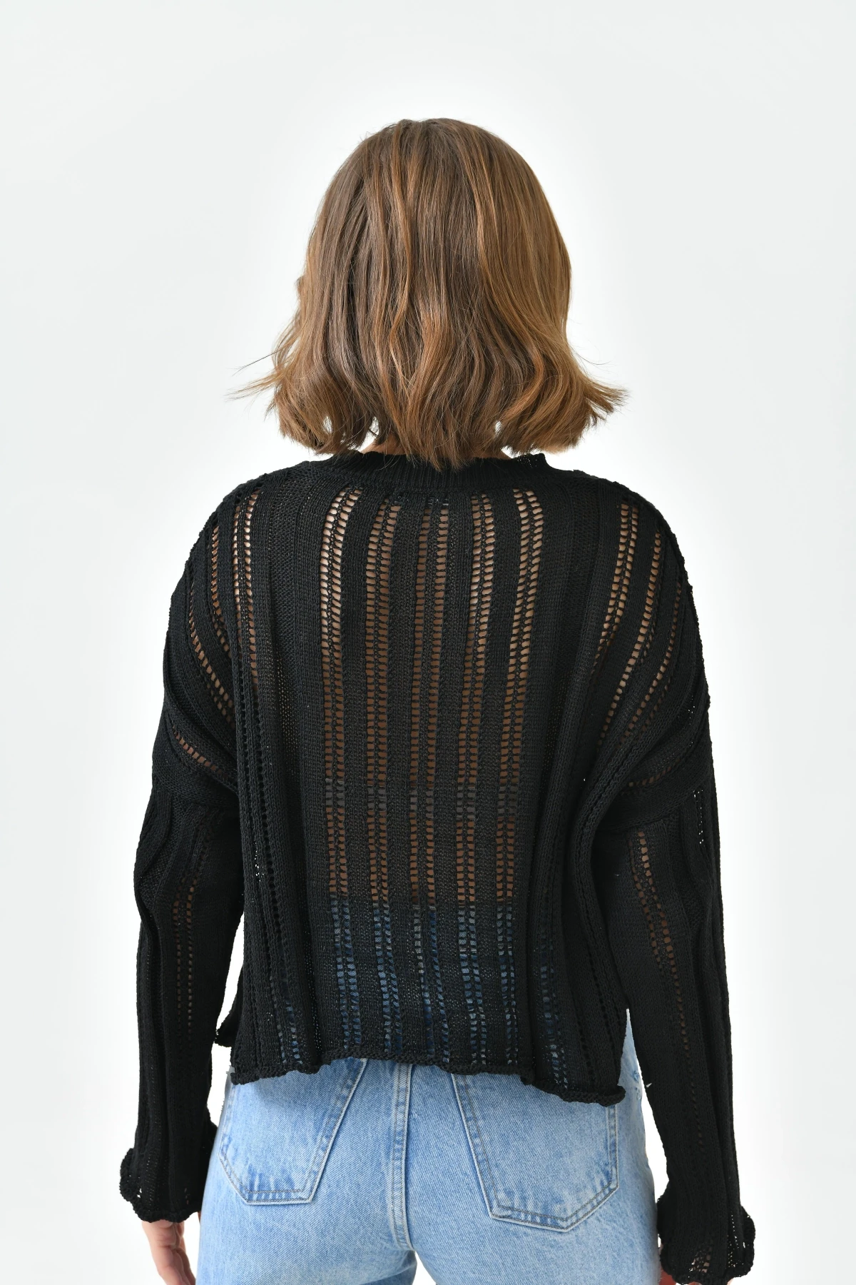 Kadın Dik Yaka Örgü Detaylı Crop Triko Kazak