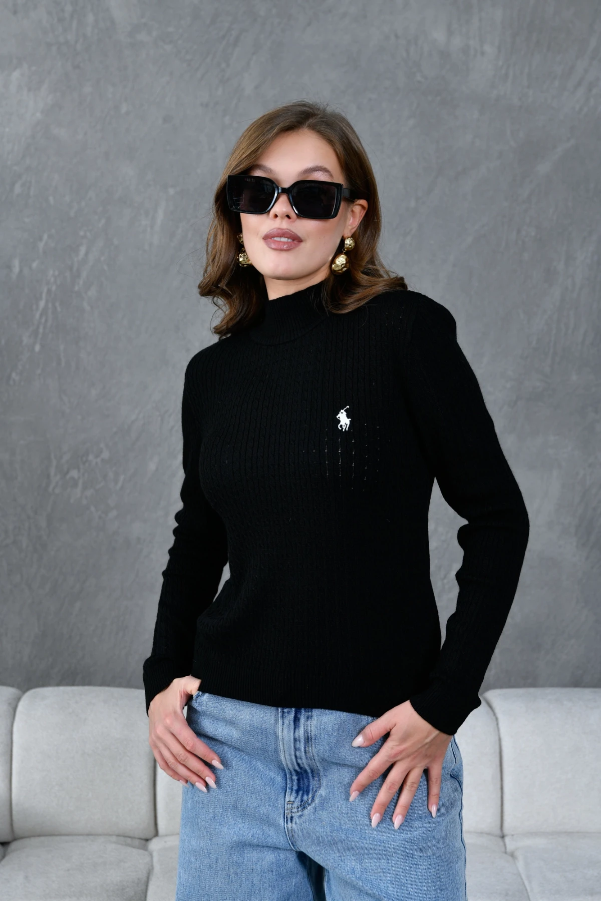 Kadın Dik Yaka Saç Örgü Nakış Detaylı Triko Kazak