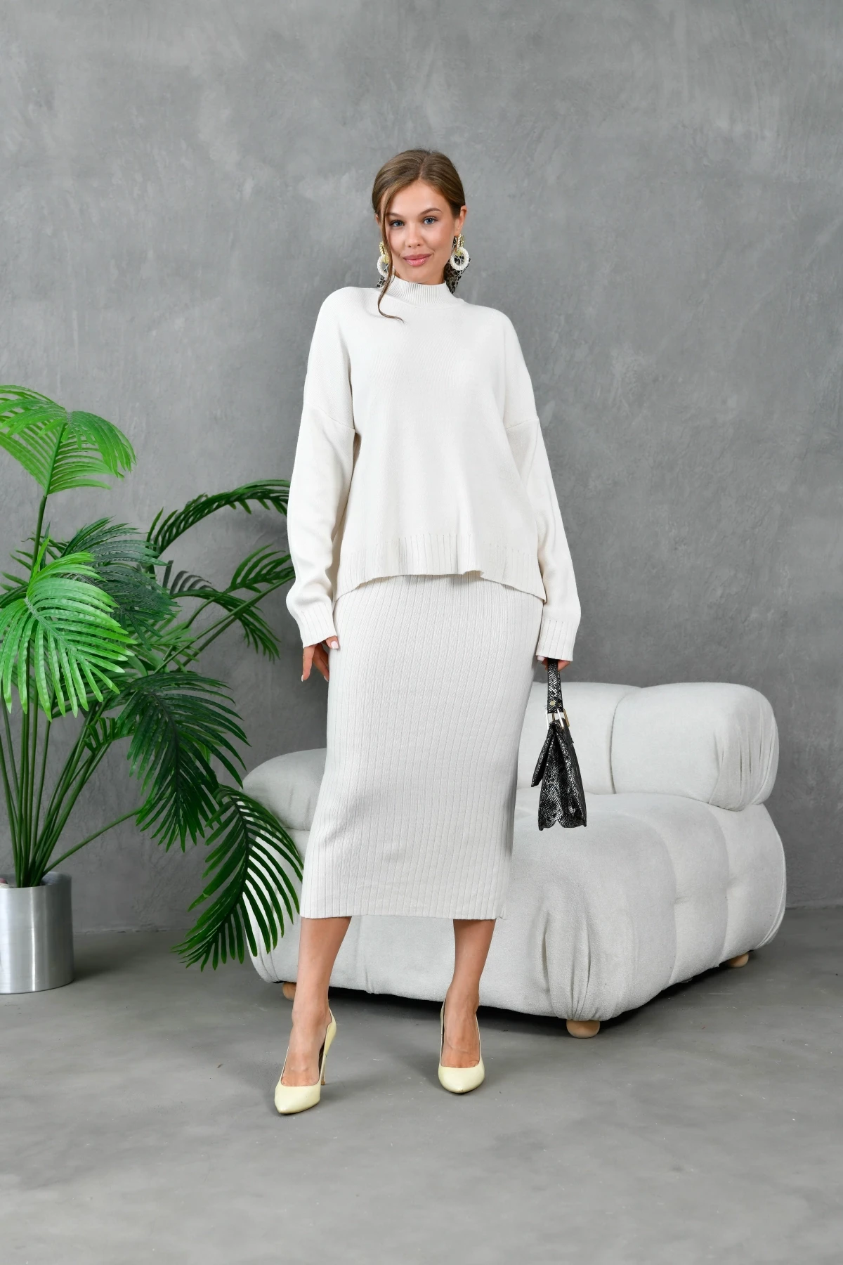 Kadın Dik Yaka Salaş Kazak Uzun Etekli İkili Triko Takım