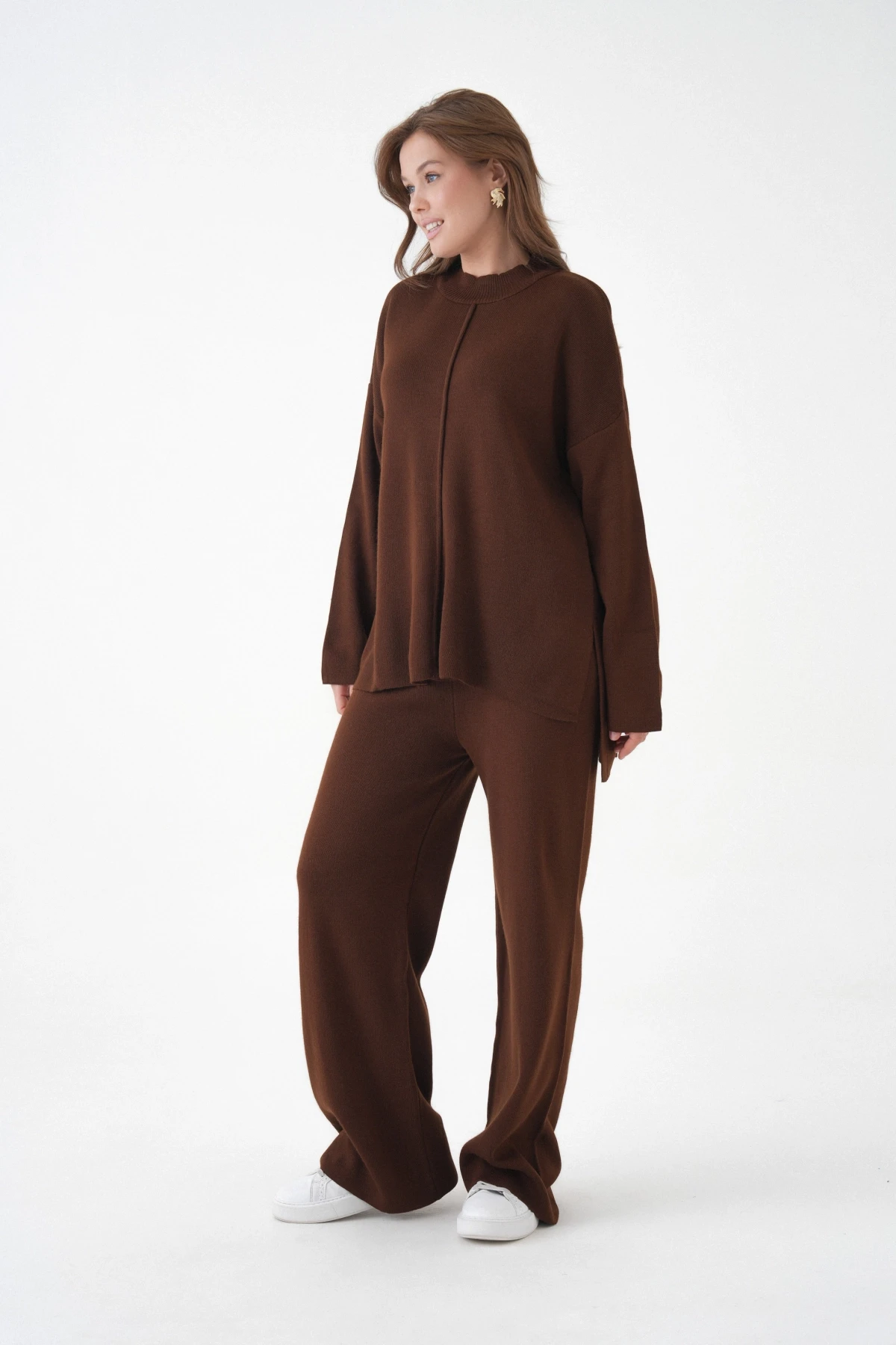 kadın dik yaka yırtmaçlı kazak pantolon triko alt-üst takım 